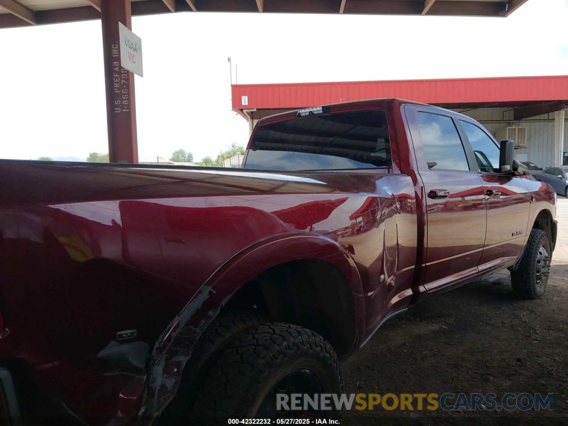 15 Photograph of a damaged car 3C63RRHLXMG550739 RAM 3500 2021