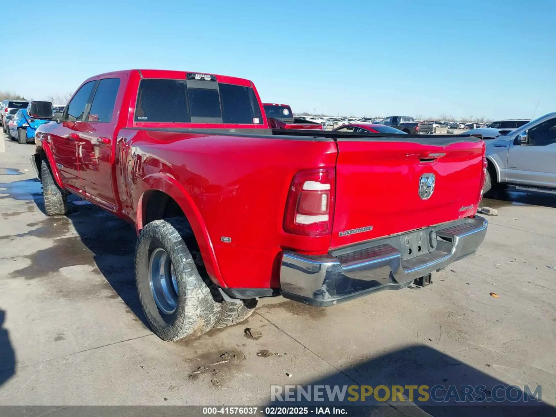 3 Photograph of a damaged car 3C63RRJL4MG618270 RAM 3500 2021