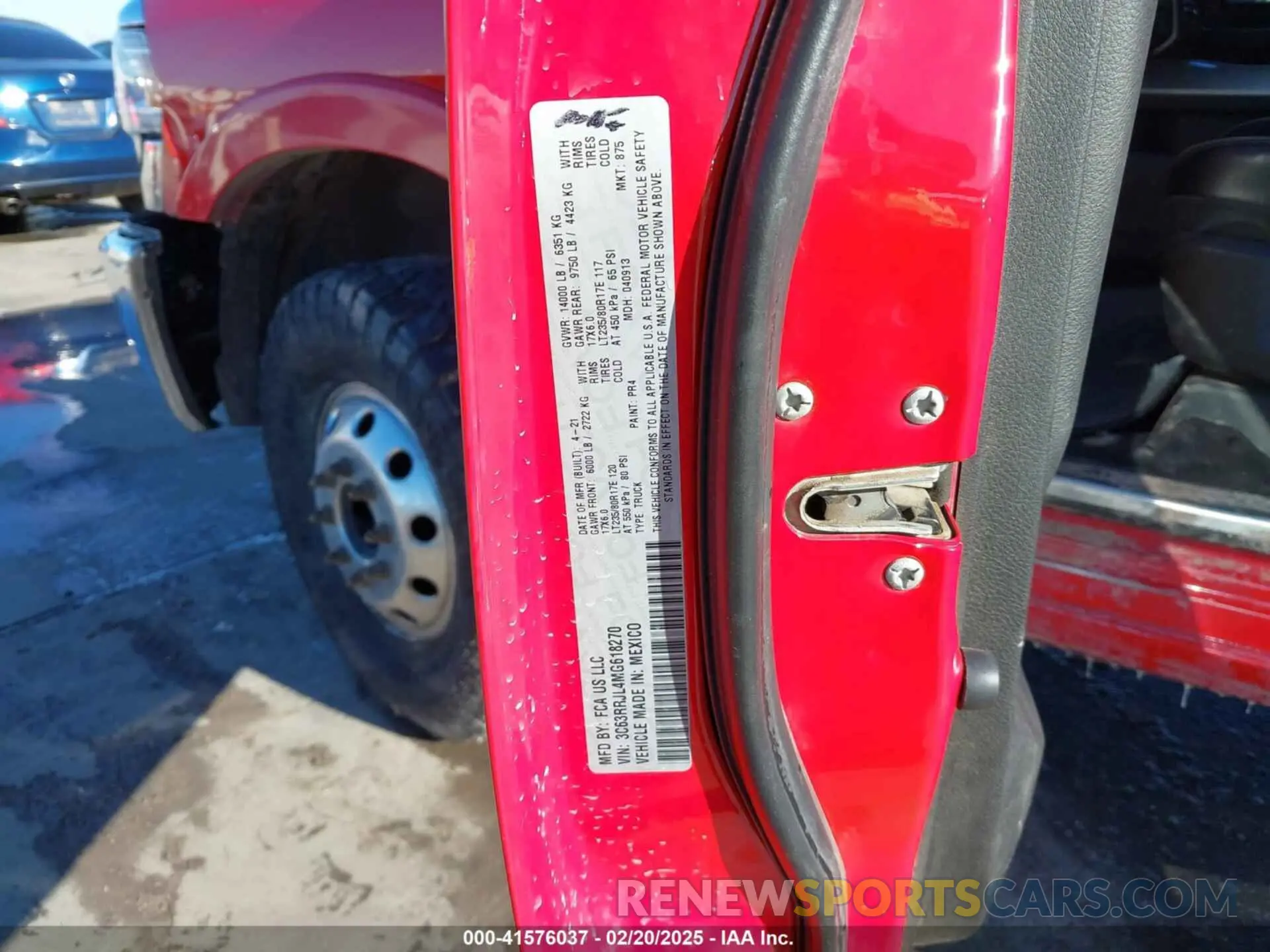 8 Photograph of a damaged car 3C63RRJL4MG618270 RAM 3500 2021