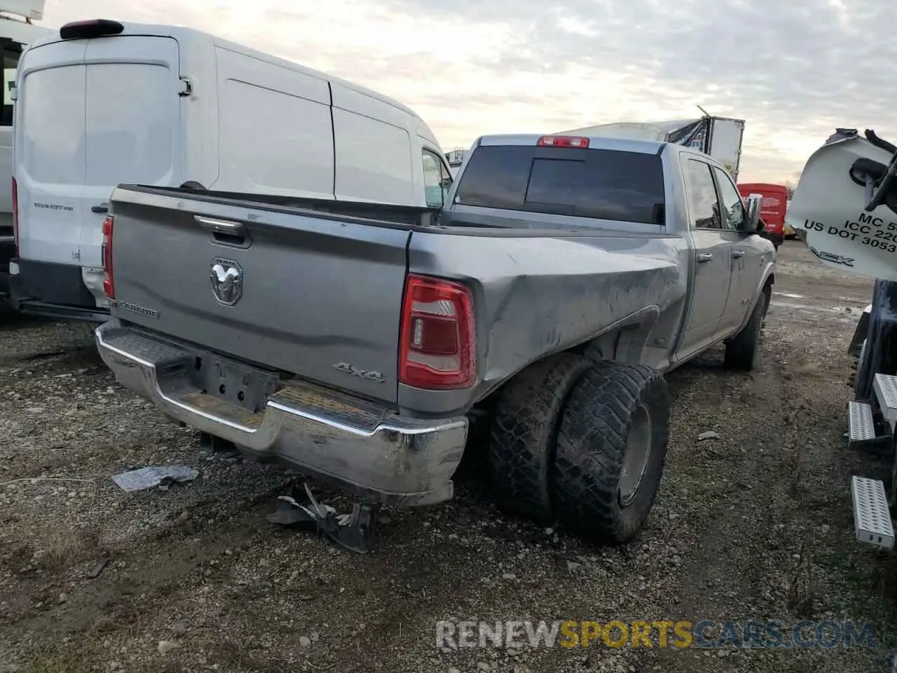 3 Photograph of a damaged car 3C63RRJL4MG689775 RAM 3500 2021