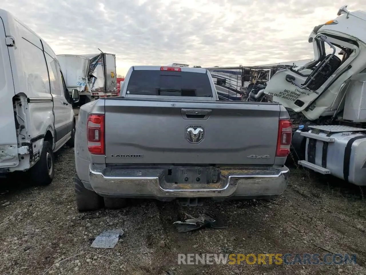 6 Photograph of a damaged car 3C63RRJL4MG689775 RAM 3500 2021