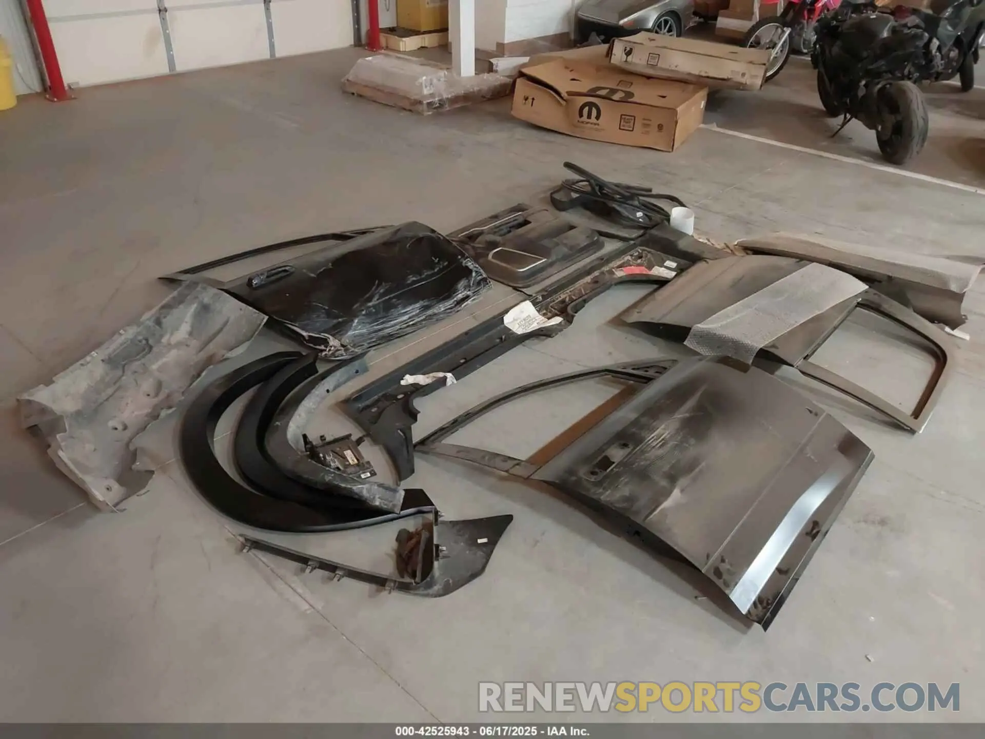13 Photograph of a damaged car 3C63RRJL7MG550174 RAM 3500 2021