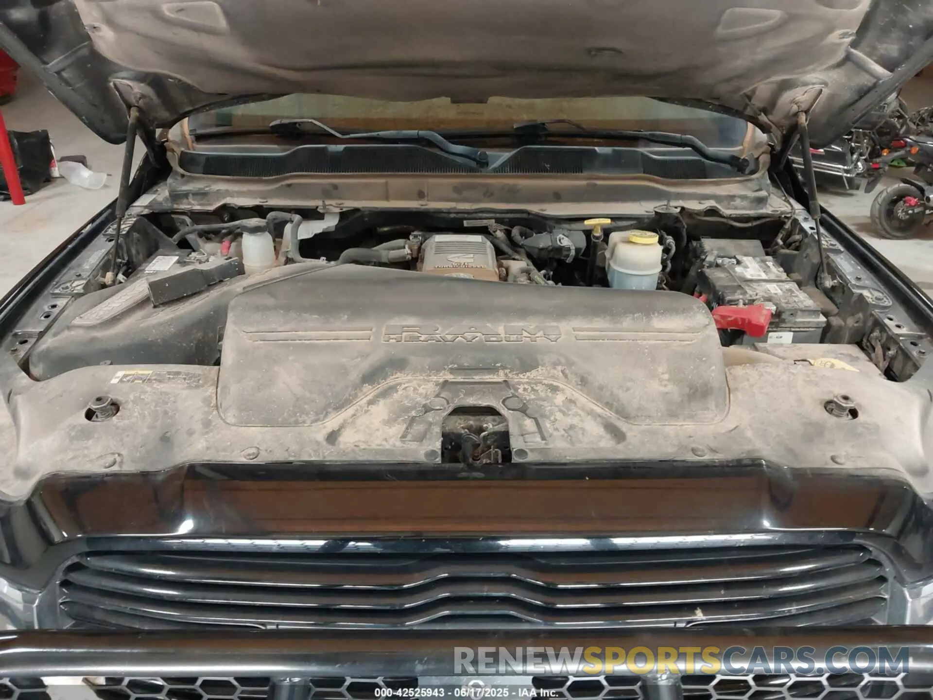 9 Photograph of a damaged car 3C63RRJL7MG550174 RAM 3500 2021