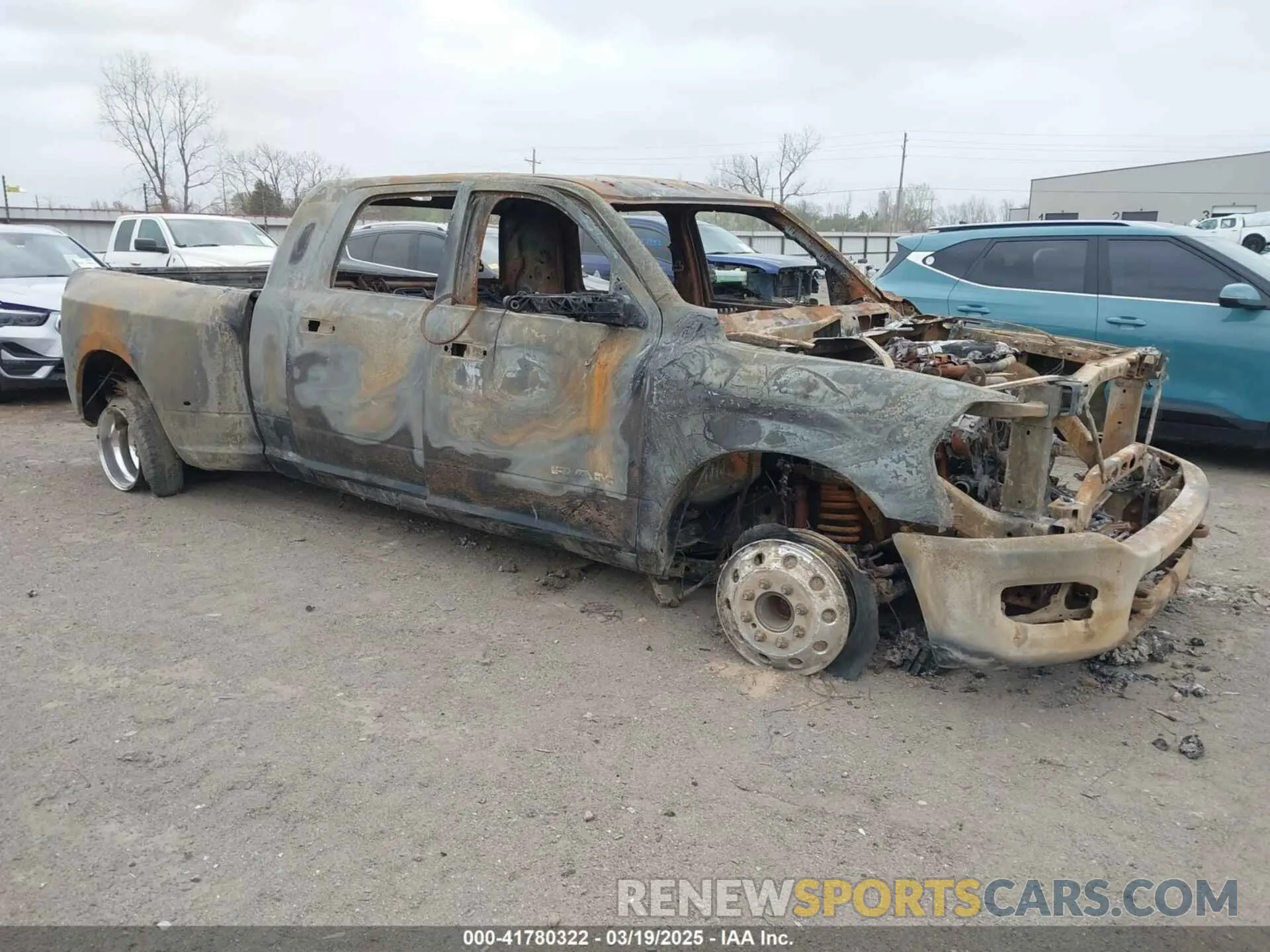 1 Photograph of a damaged car 3C63RRLL6MG689063 RAM 3500 2021
