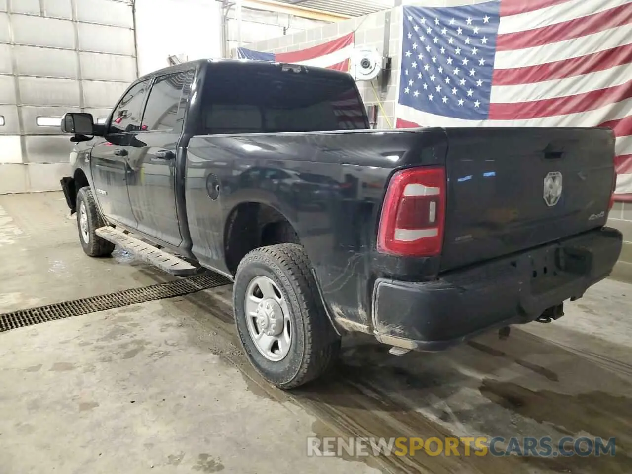 2 Photograph of a damaged car 3C63R3CL5NG267915 RAM 3500 2022