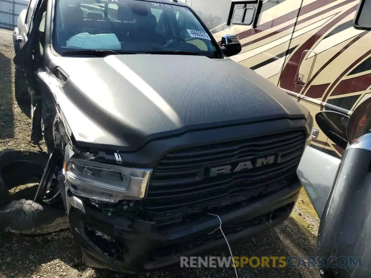 5 Photograph of a damaged car 3C63R3EL8NG215286 RAM 3500 2022