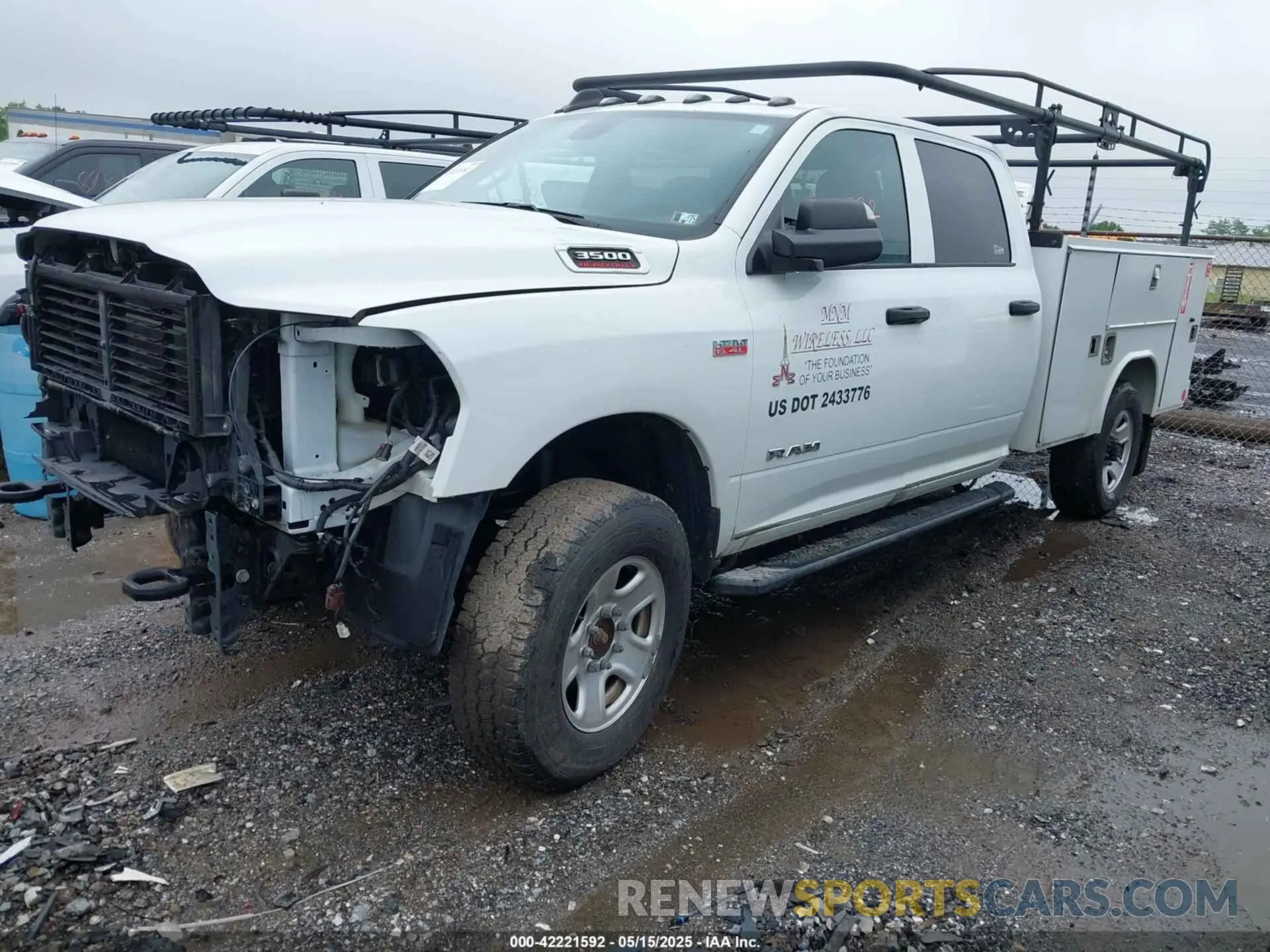 2 Photograph of a damaged car 3C63R3GJ5NG310870 RAM 3500 2022