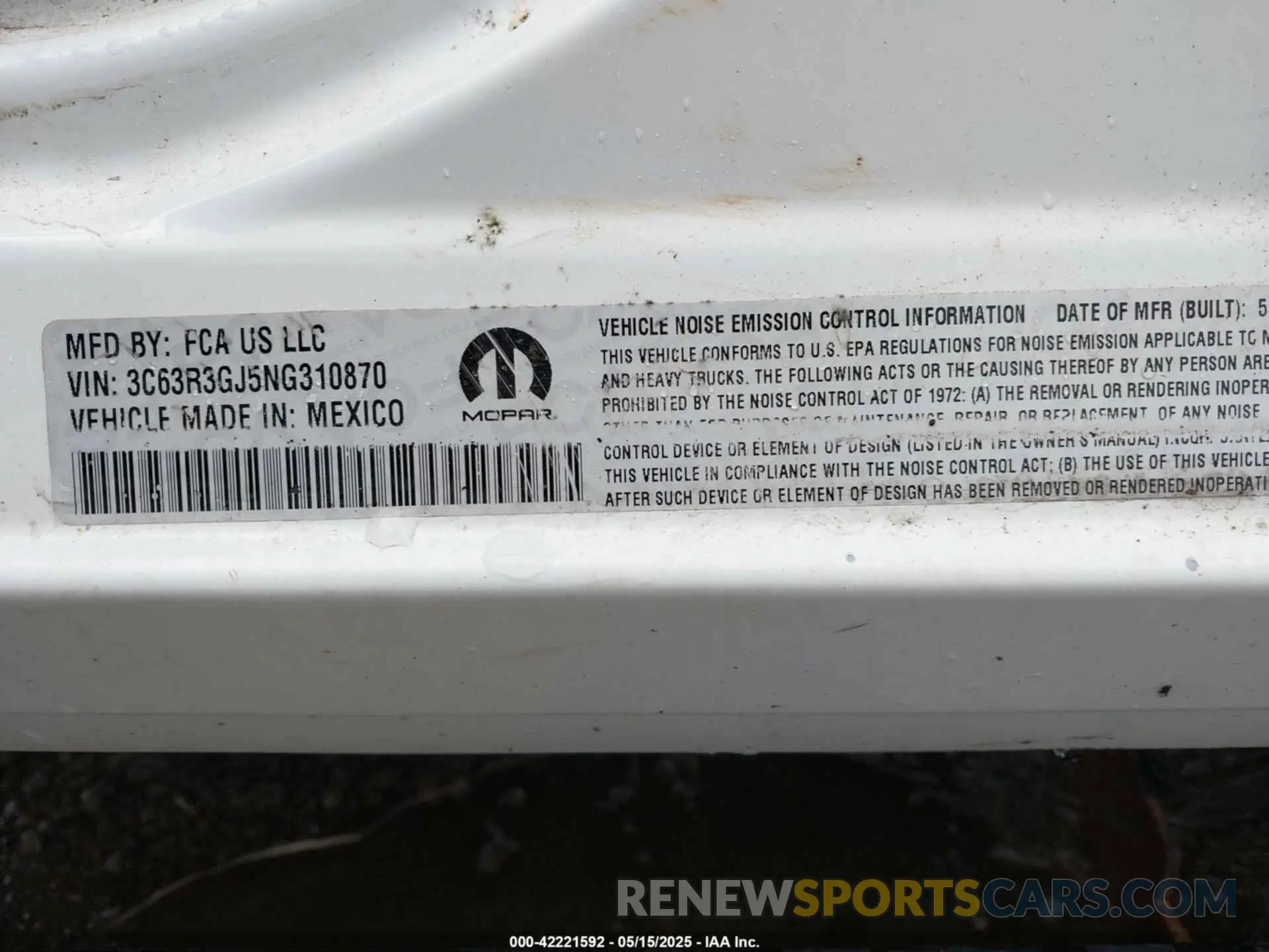 8 Photograph of a damaged car 3C63R3GJ5NG310870 RAM 3500 2022