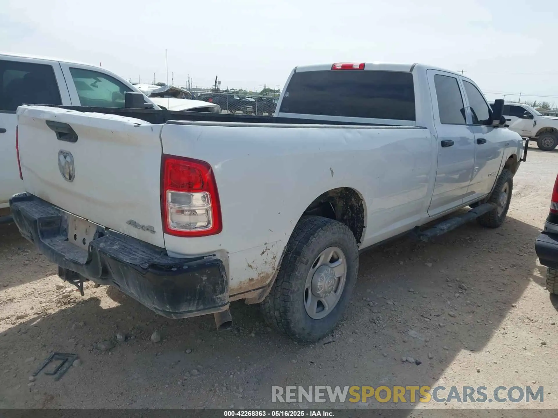 4 Photograph of a damaged car 3C63R3GJ8NG238708 RAM 3500 2022