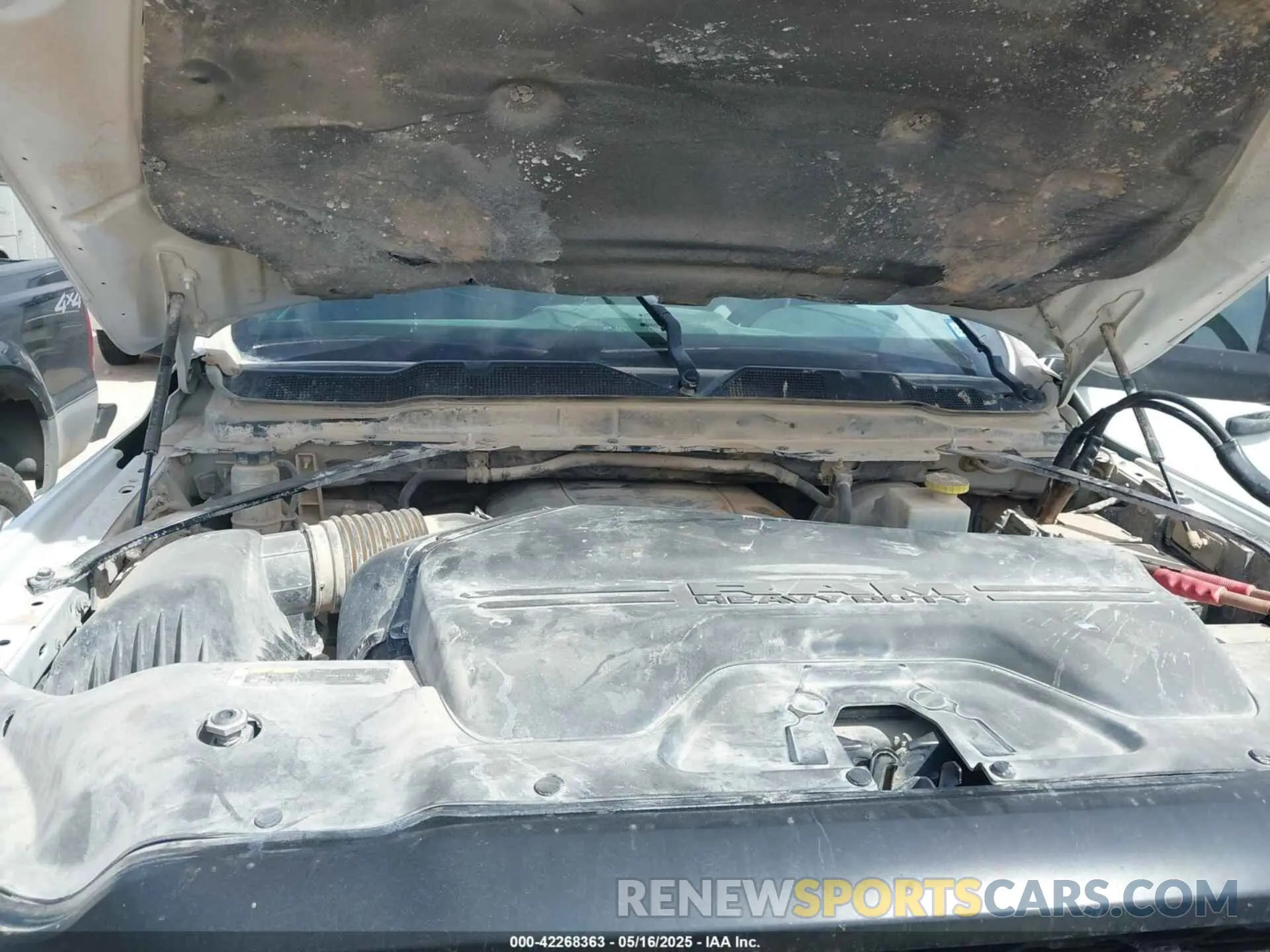 9 Photograph of a damaged car 3C63R3GJ8NG238708 RAM 3500 2022