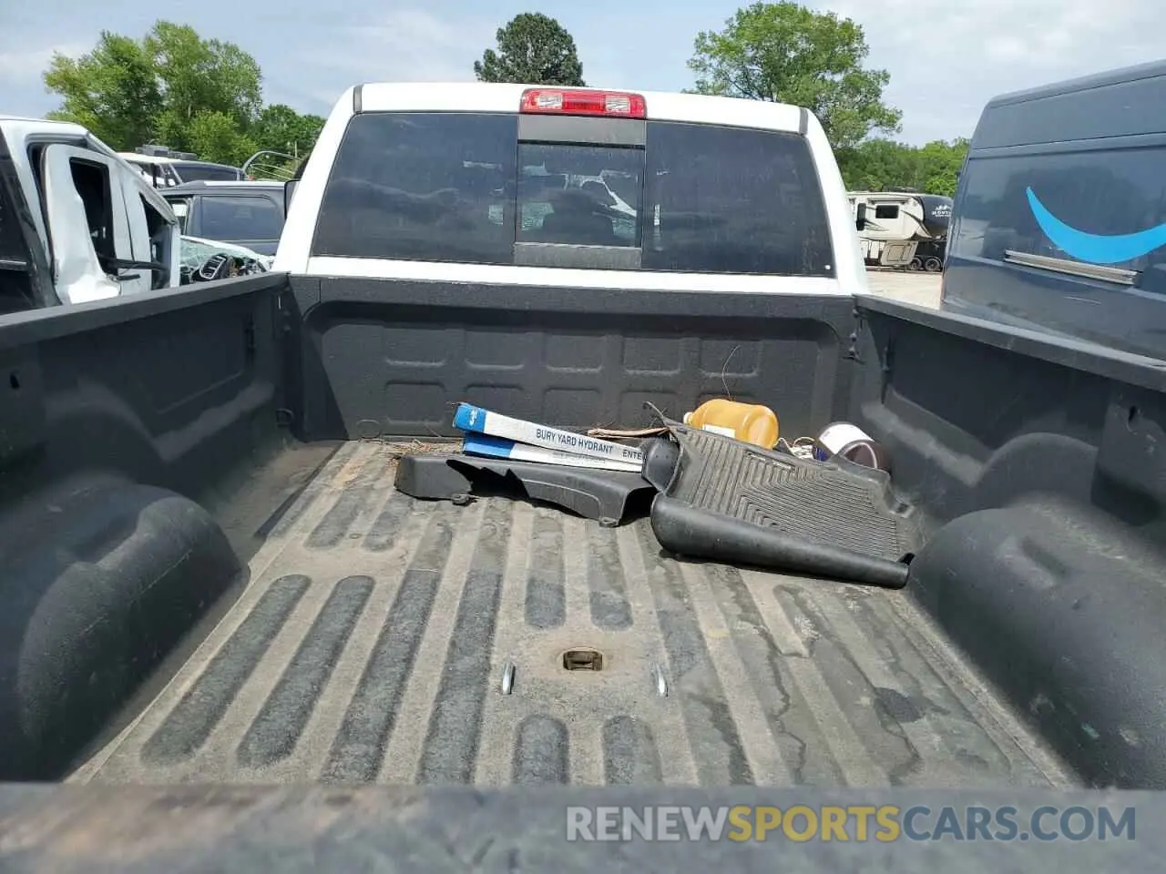 10 Photograph of a damaged car 3C63R3GL4NG415529 RAM 3500 2022