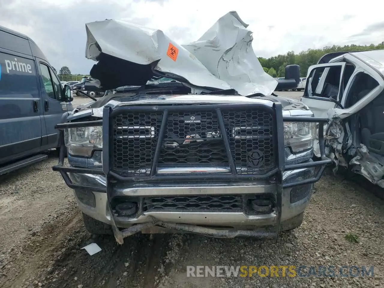 5 Photograph of a damaged car 3C63R3GL4NG415529 RAM 3500 2022
