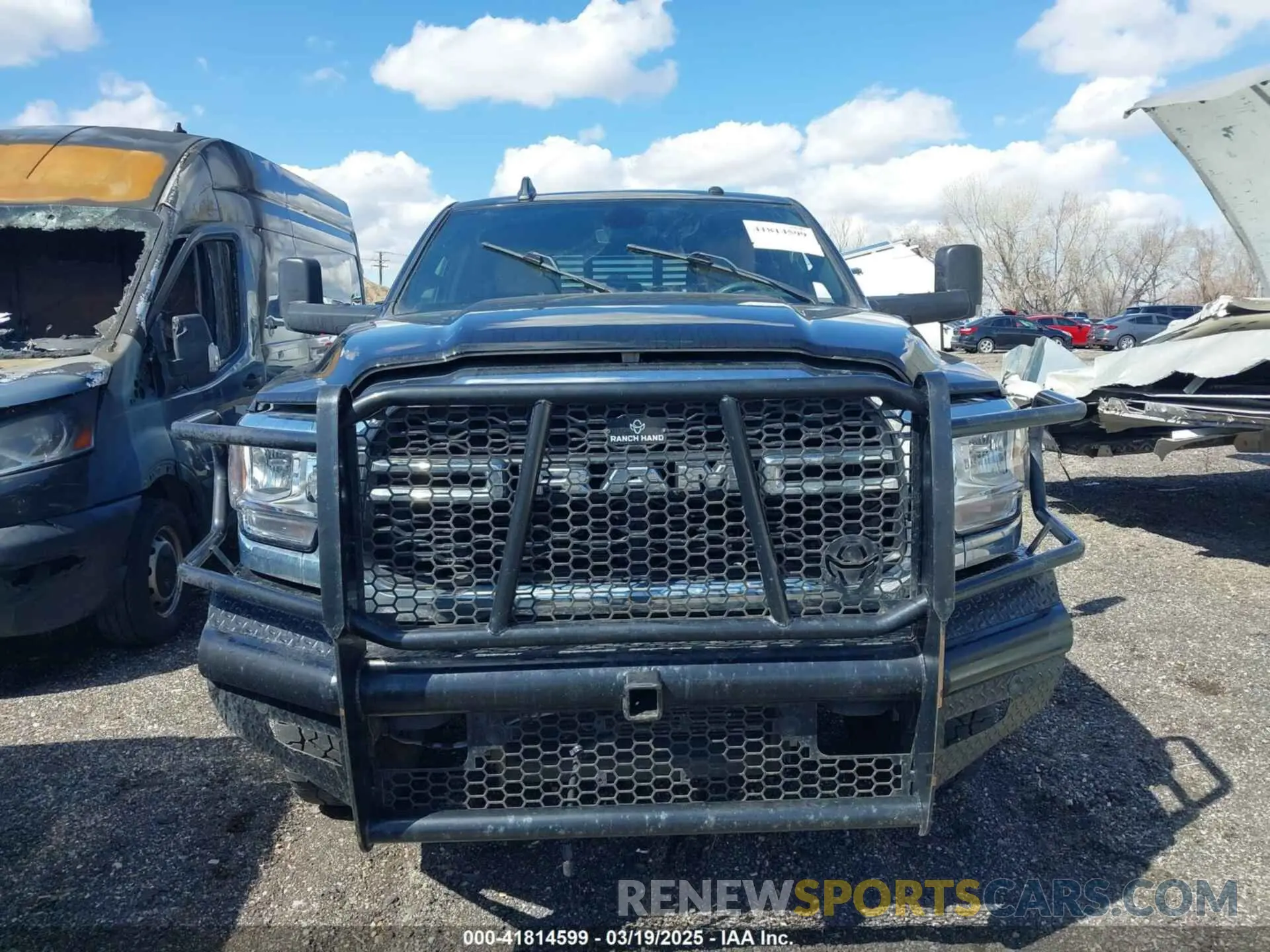 12 Photograph of a damaged car 3C63R3GLXNG175225 RAM 3500 2022