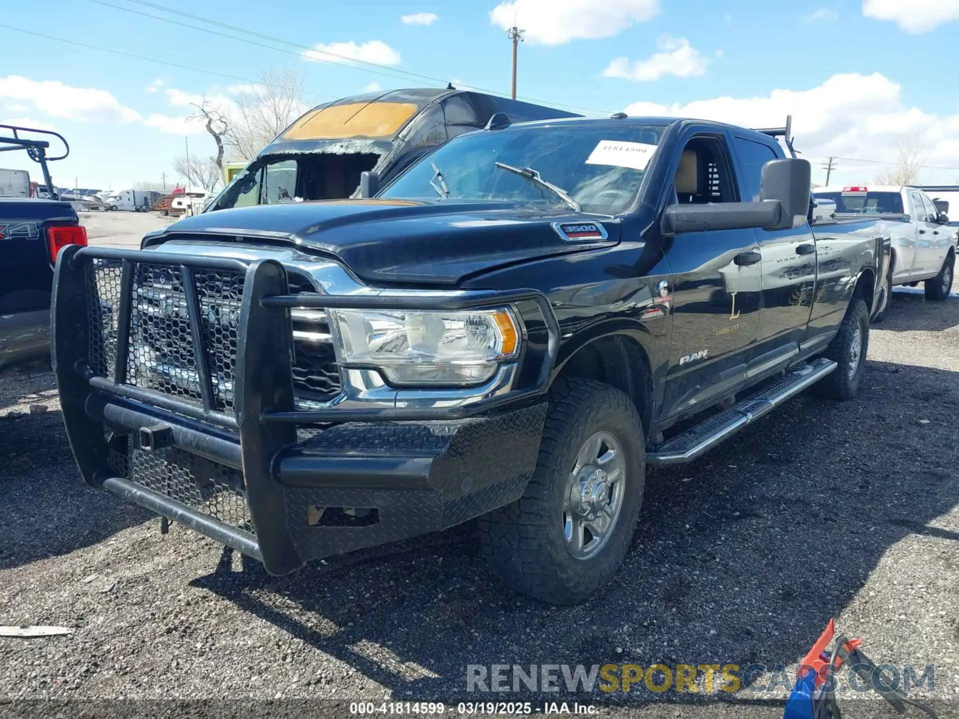 2 Photograph of a damaged car 3C63R3GLXNG175225 RAM 3500 2022