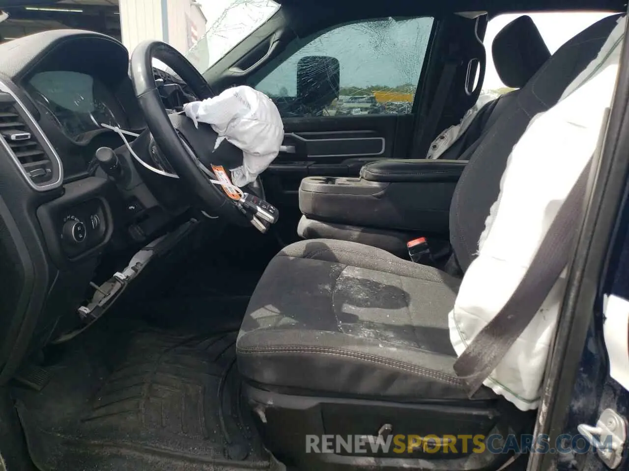 7 Photograph of a damaged car 3C63R3HL5NG151624 RAM 3500 2022