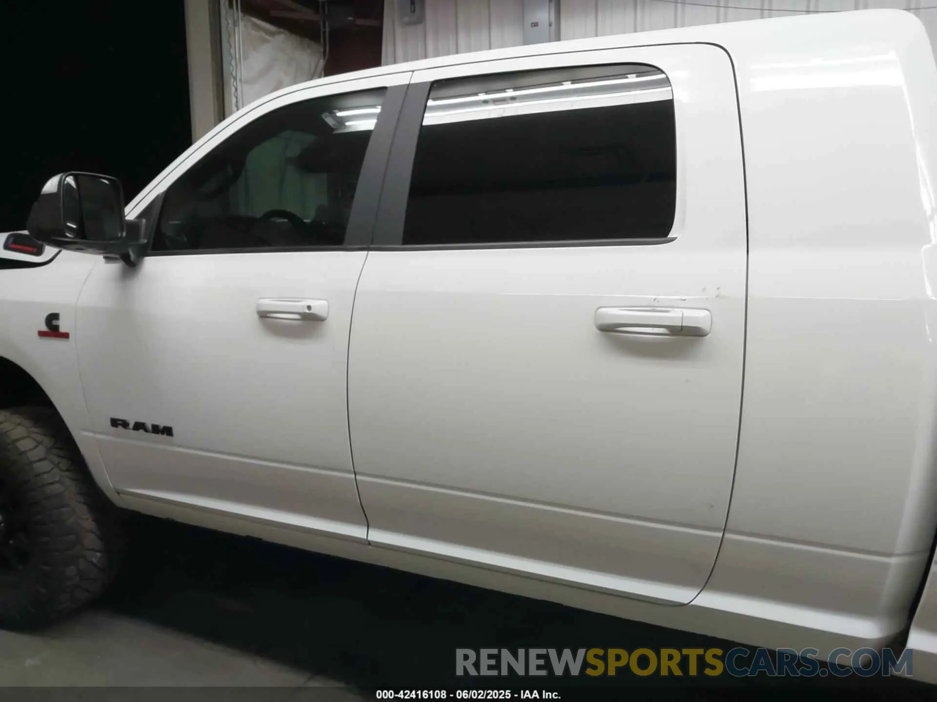 14 Photograph of a damaged car 3C63R3LL2NG188783 RAM 3500 2022