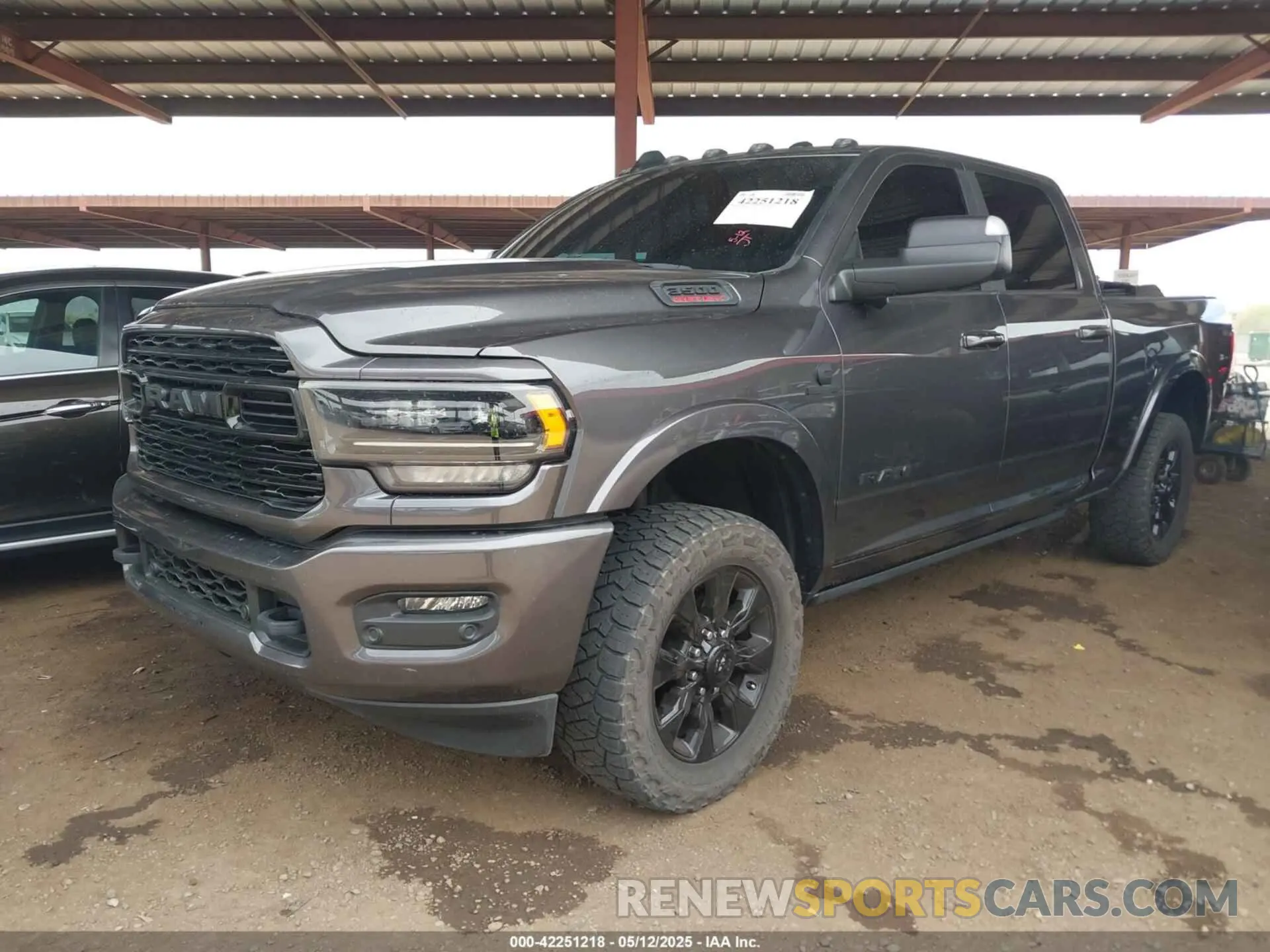 2 Photograph of a damaged car 3C63R3SL9NG191097 RAM 3500 2022