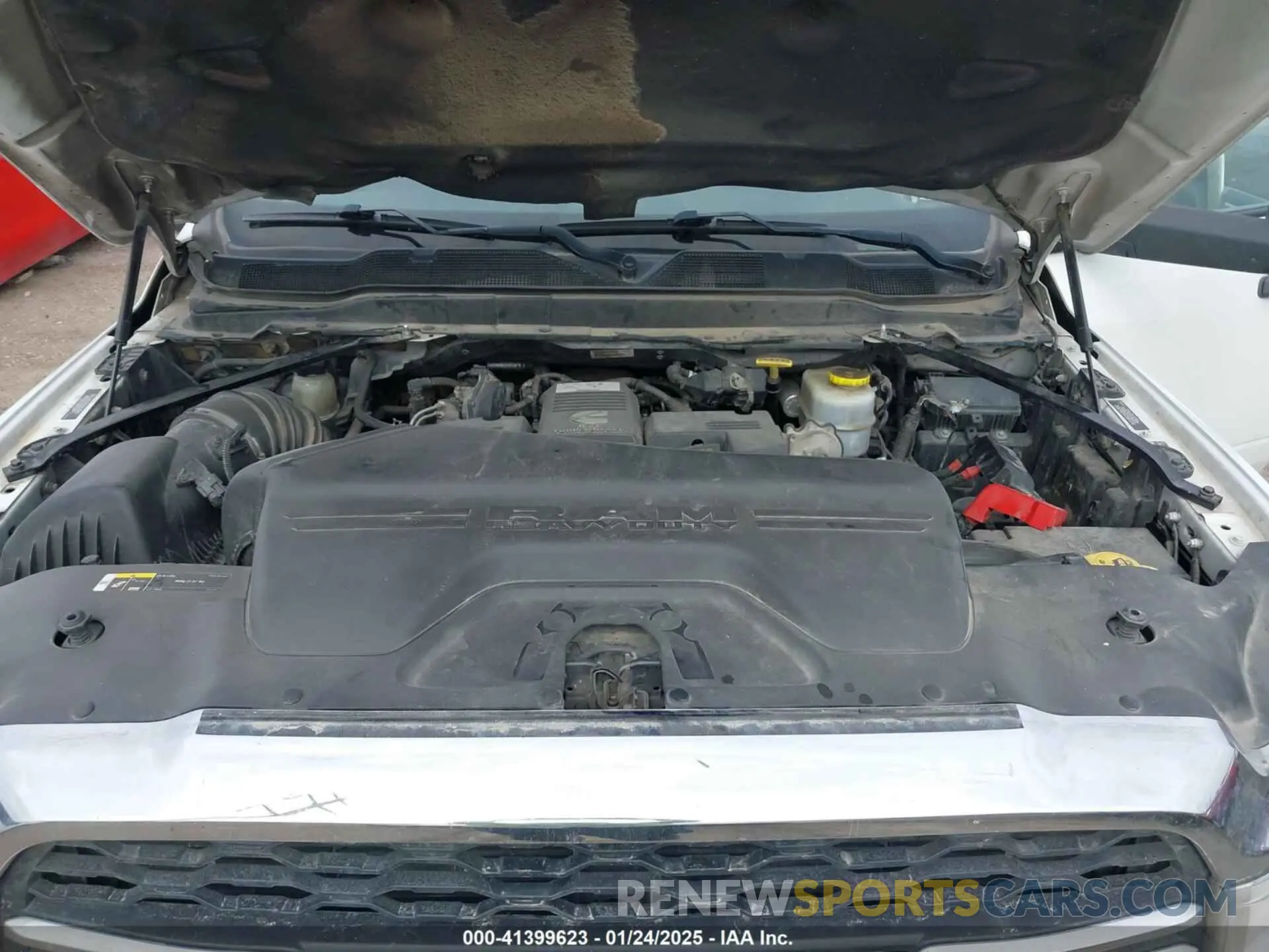 9 Photograph of a damaged car 3C63RRGL0NG151826 RAM 3500 2022