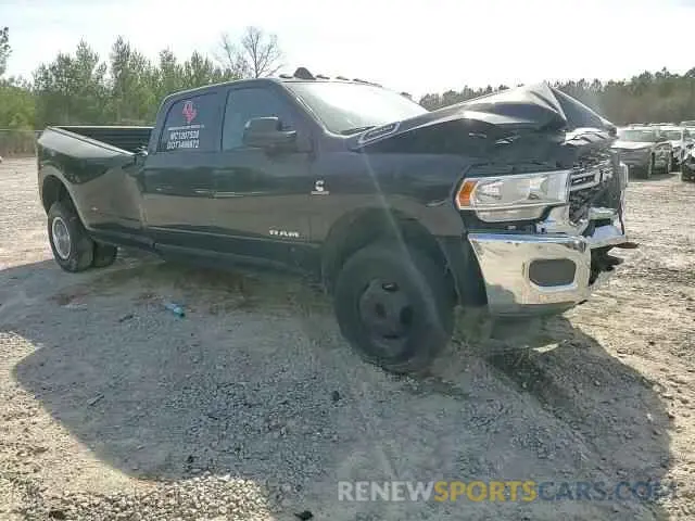 11 Photograph of a damaged car 3C63RRGL2NG293403 RAM 3500 2022