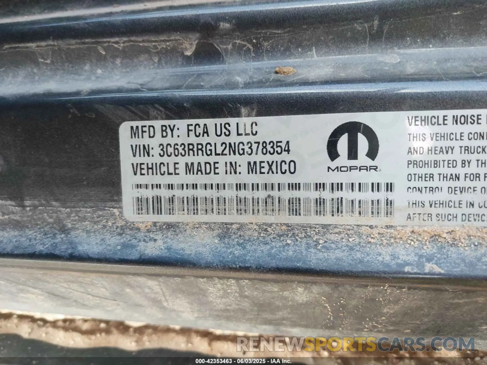 8 Photograph of a damaged car 3C63RRGL2NG378354 RAM 3500 2022