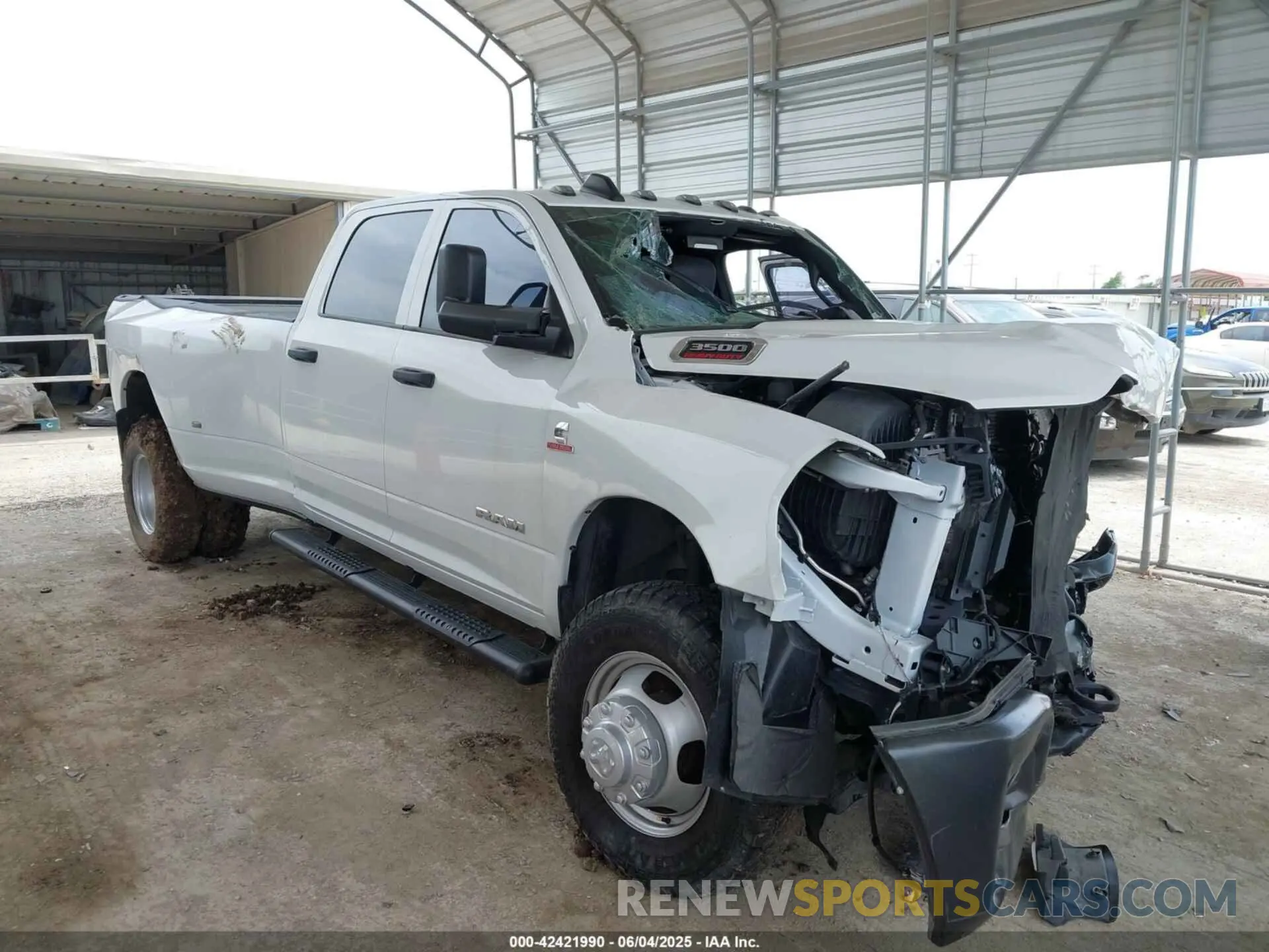 1 Photograph of a damaged car 3C63RRGL6NG139843 RAM 3500 2022
