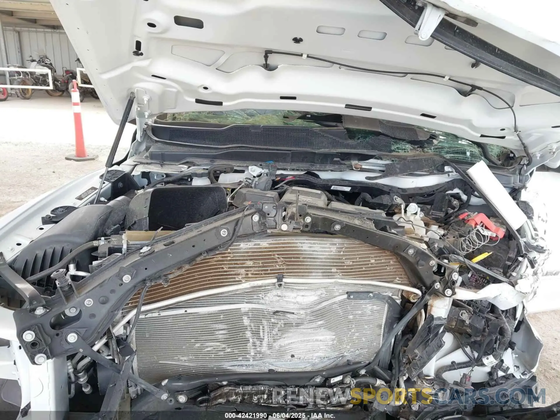 10 Photograph of a damaged car 3C63RRGL6NG139843 RAM 3500 2022