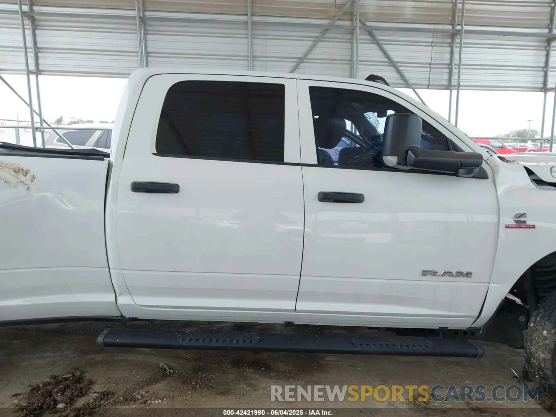 12 Photograph of a damaged car 3C63RRGL6NG139843 RAM 3500 2022