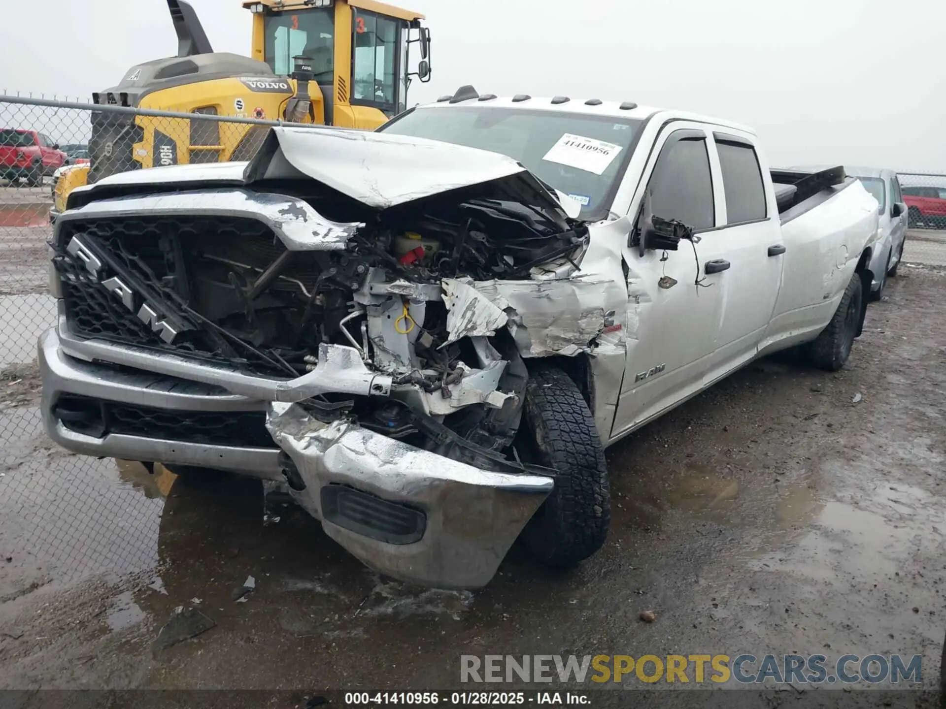 2 Photograph of a damaged car 3C63RRGL7NG316593 RAM 3500 2022