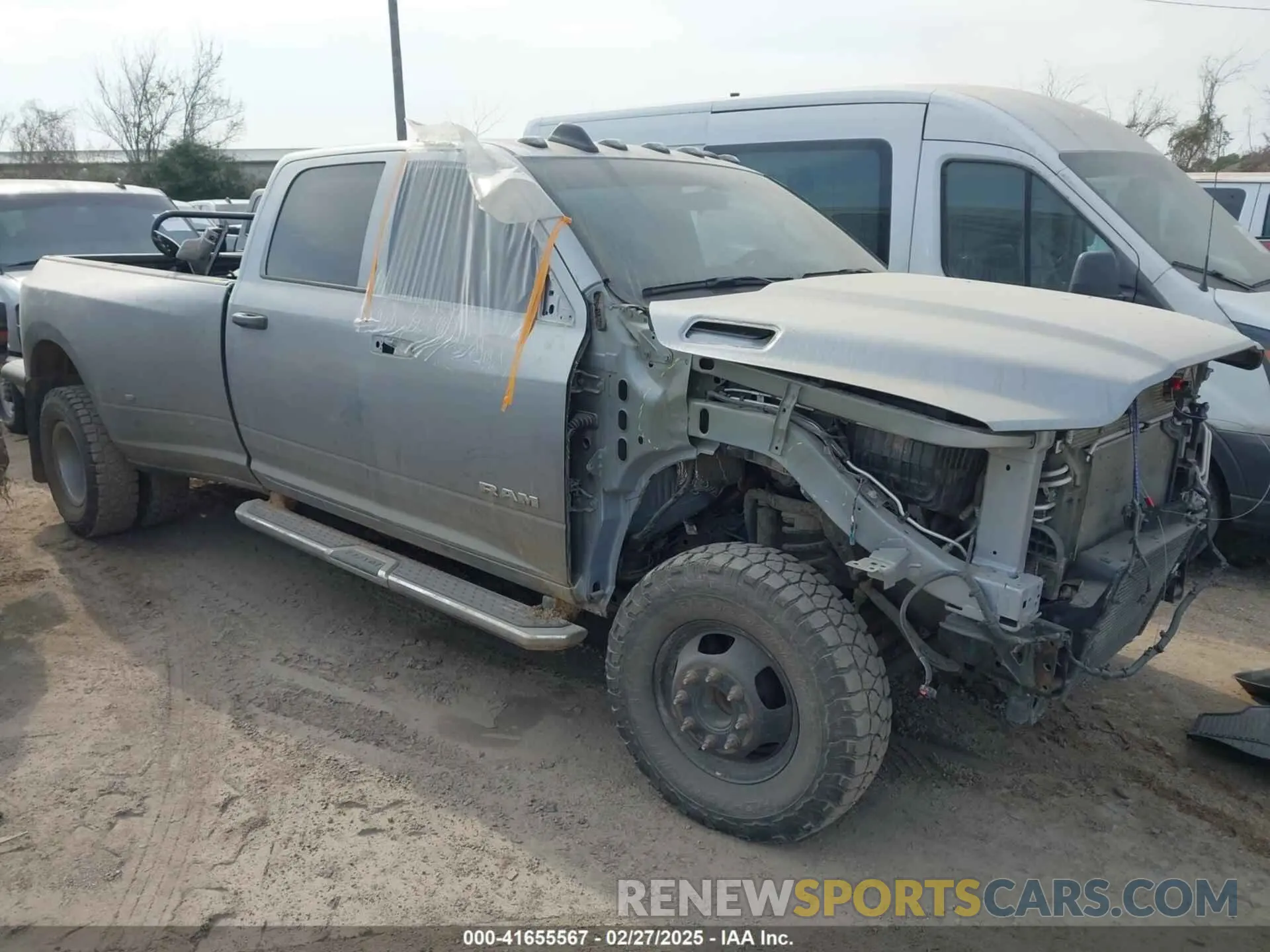 1 Photograph of a damaged car 3C63RRGL8NG193760 RAM 3500 2022
