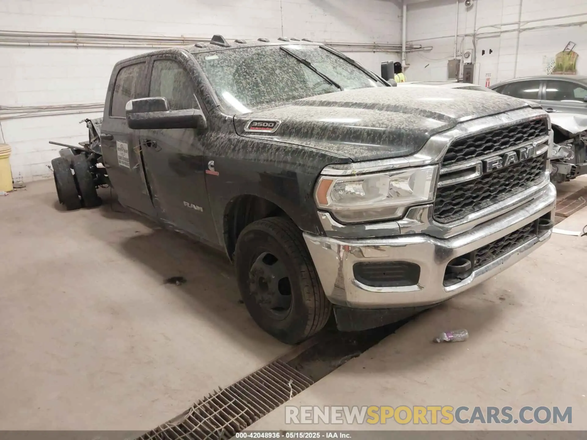 1 Photograph of a damaged car 3C63RRGL9NG196294 RAM 3500 2022