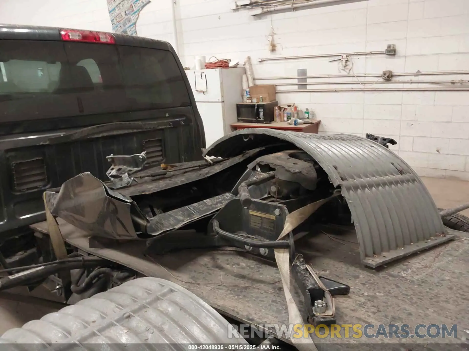12 Photograph of a damaged car 3C63RRGL9NG196294 RAM 3500 2022