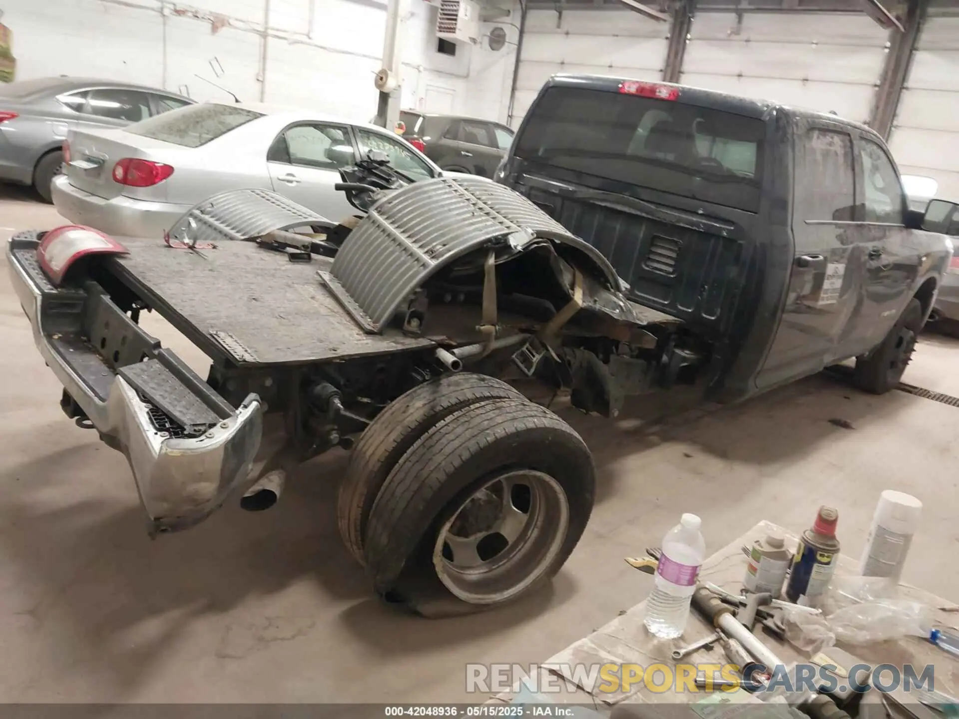 4 Photograph of a damaged car 3C63RRGL9NG196294 RAM 3500 2022