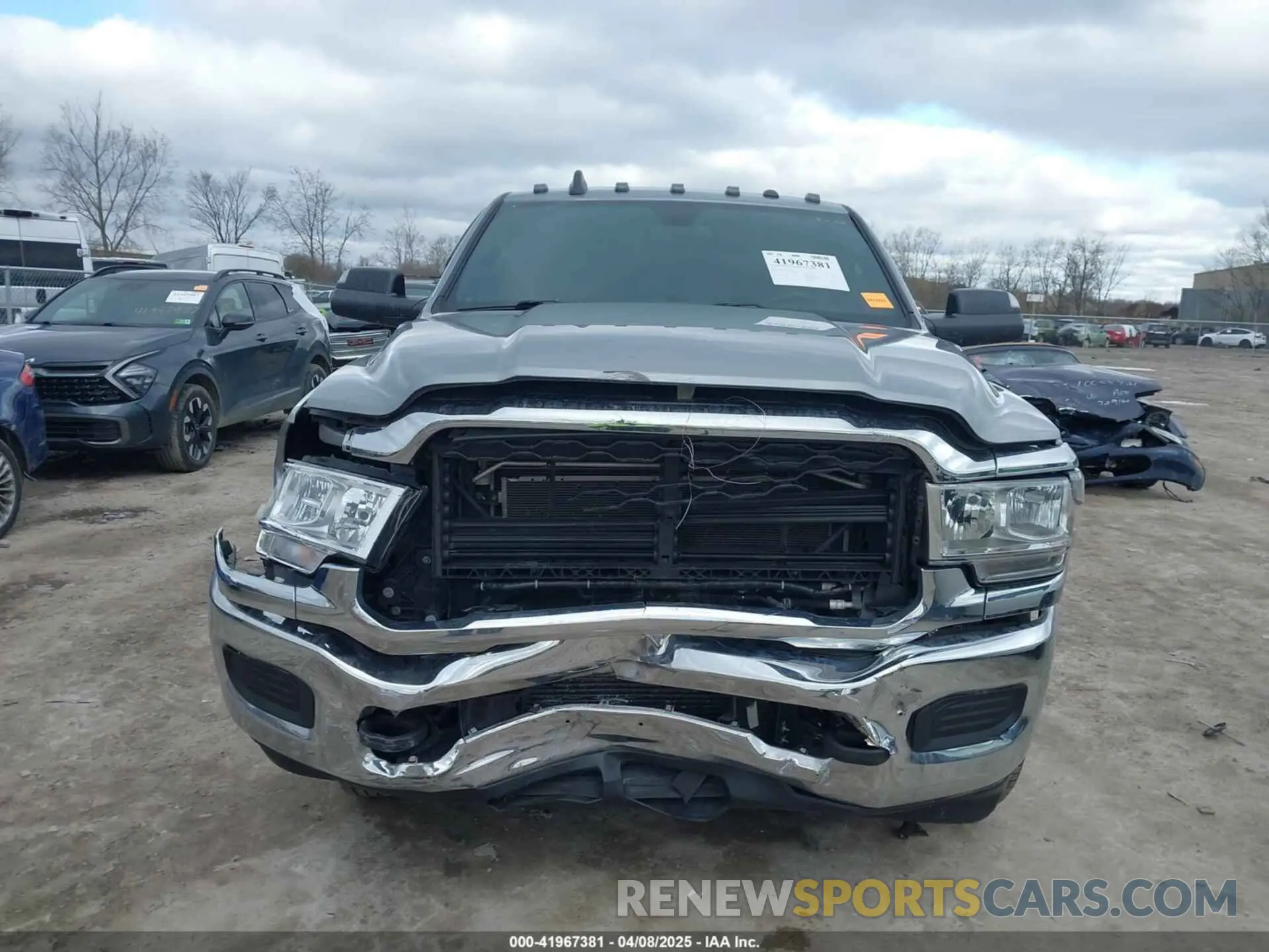 12 Photograph of a damaged car 3C63RRGLXNG136010 RAM 3500 2022