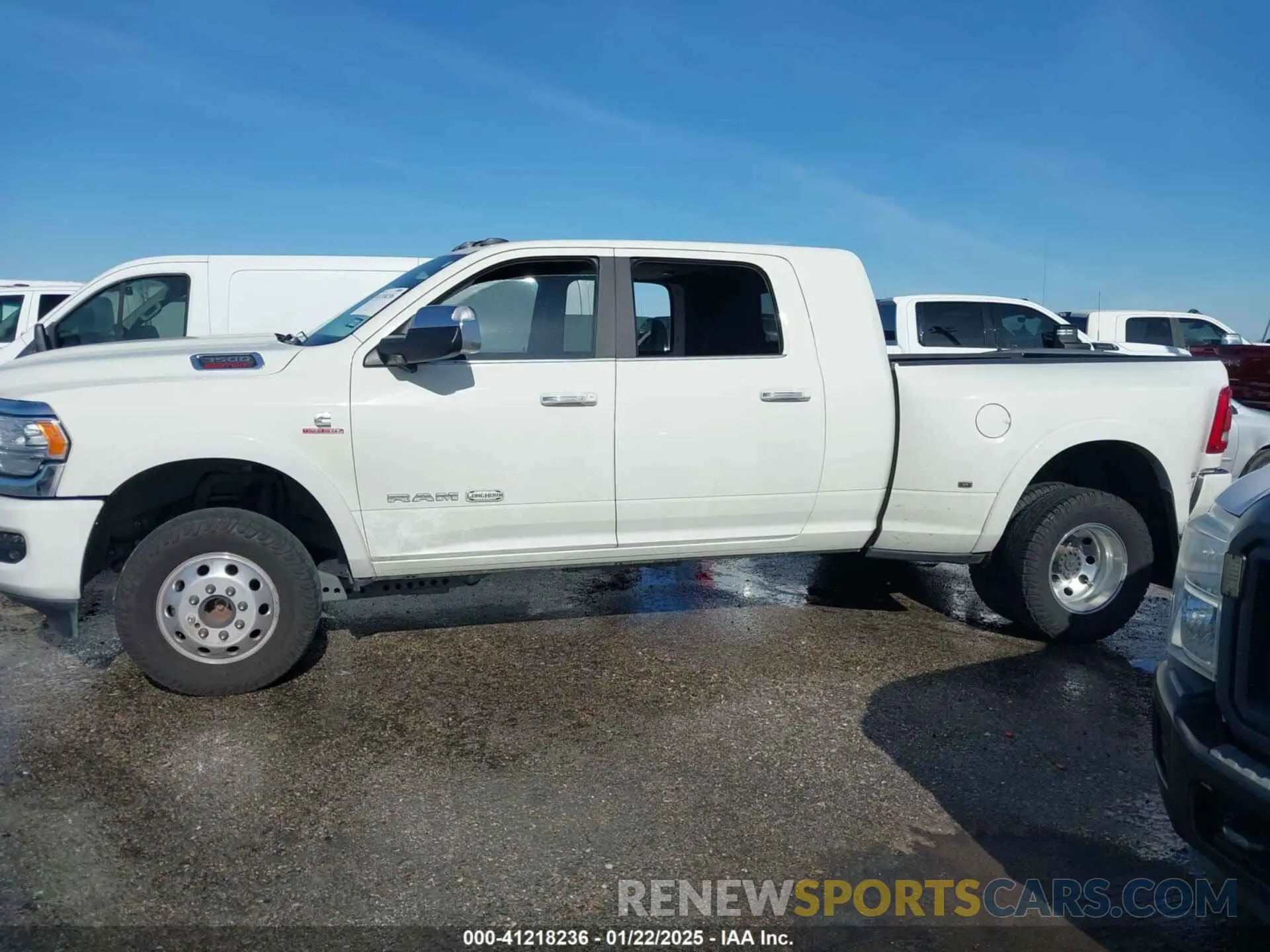 13 Photograph of a damaged car 3C63RRNL1NG225791 RAM 3500 2022