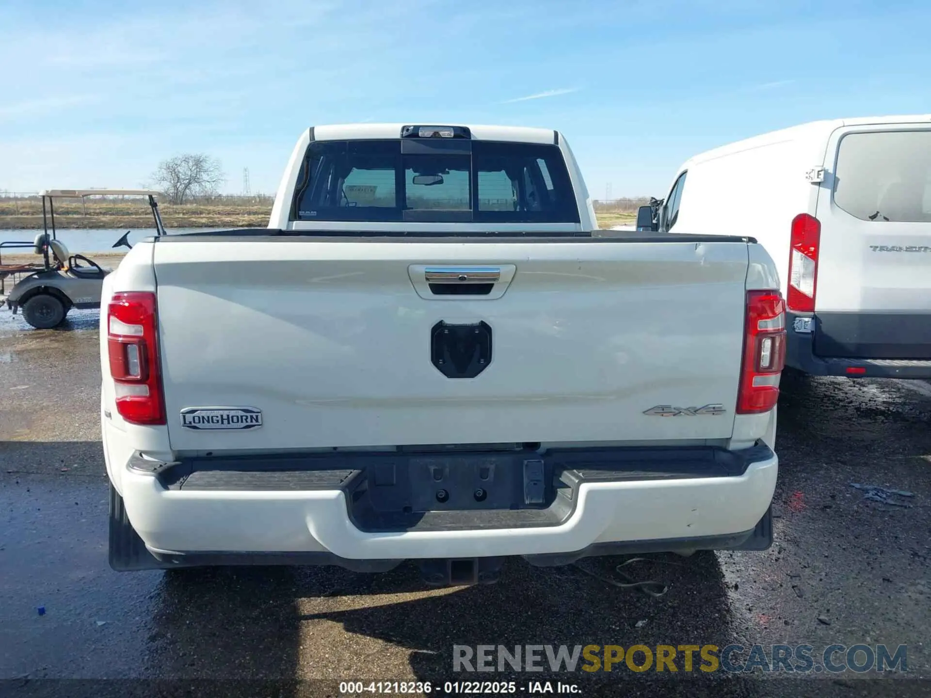 14 Photograph of a damaged car 3C63RRNL1NG225791 RAM 3500 2022