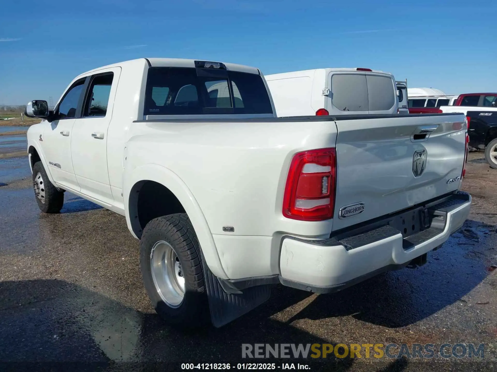 3 Photograph of a damaged car 3C63RRNL1NG225791 RAM 3500 2022