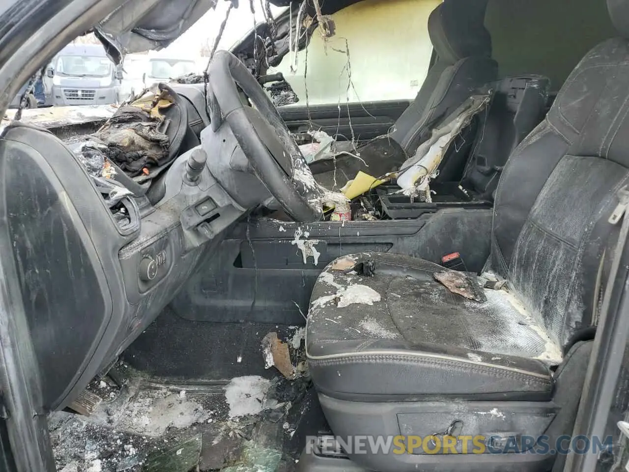 7 Photograph of a damaged car 3C63RRRL7NG267408 RAM 3500 2022