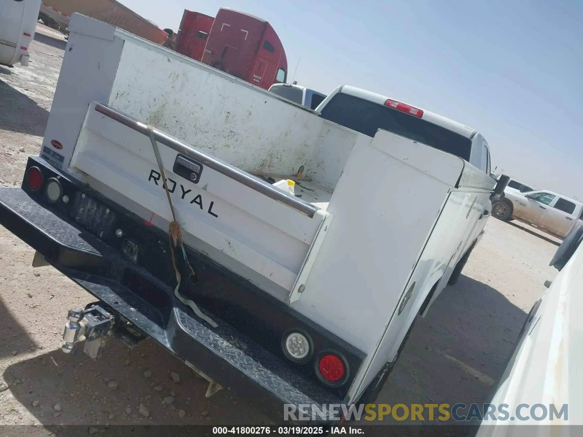 4 Photograph of a damaged car 3C7WR3GJXNG226441 RAM 3500 2022