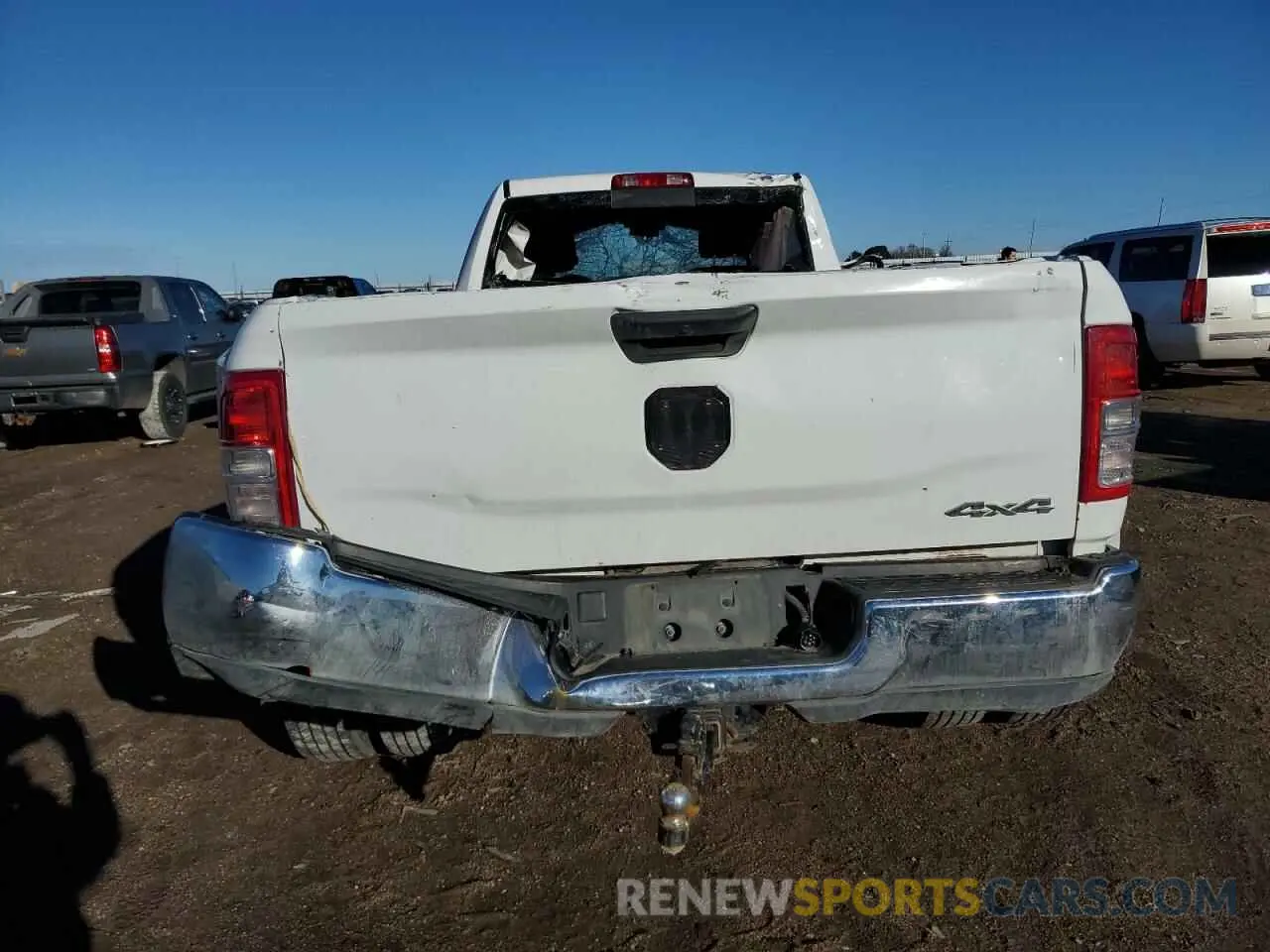 6 Photograph of a damaged car 3C8RRGL5NG1145000 RAM 3500 2022