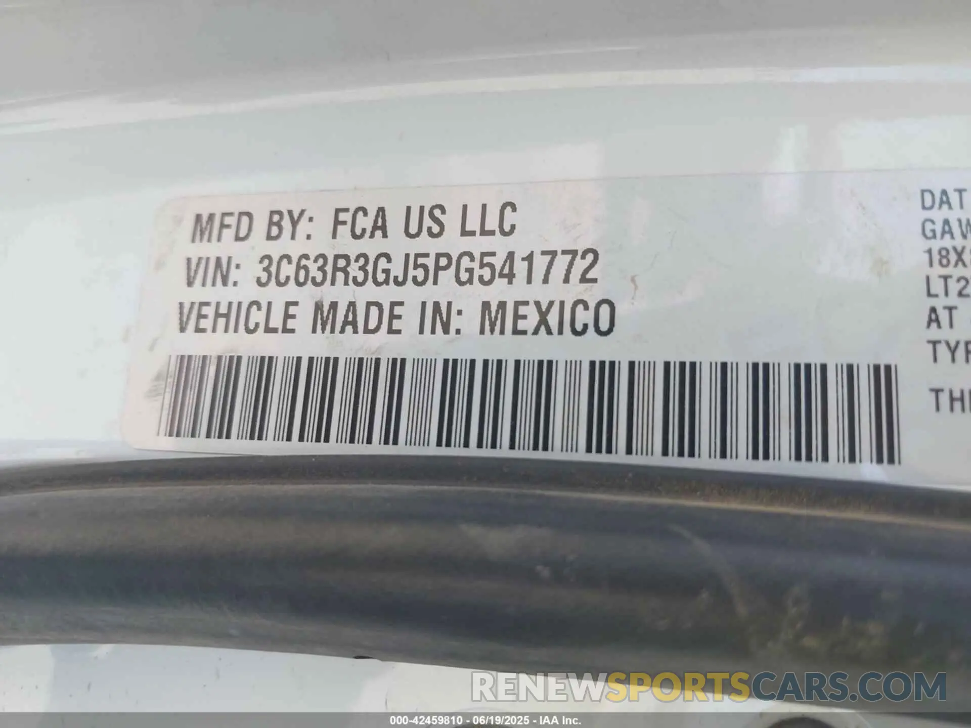8 Photograph of a damaged car 3C63R3GJ5PG541772 RAM 3500 2023
