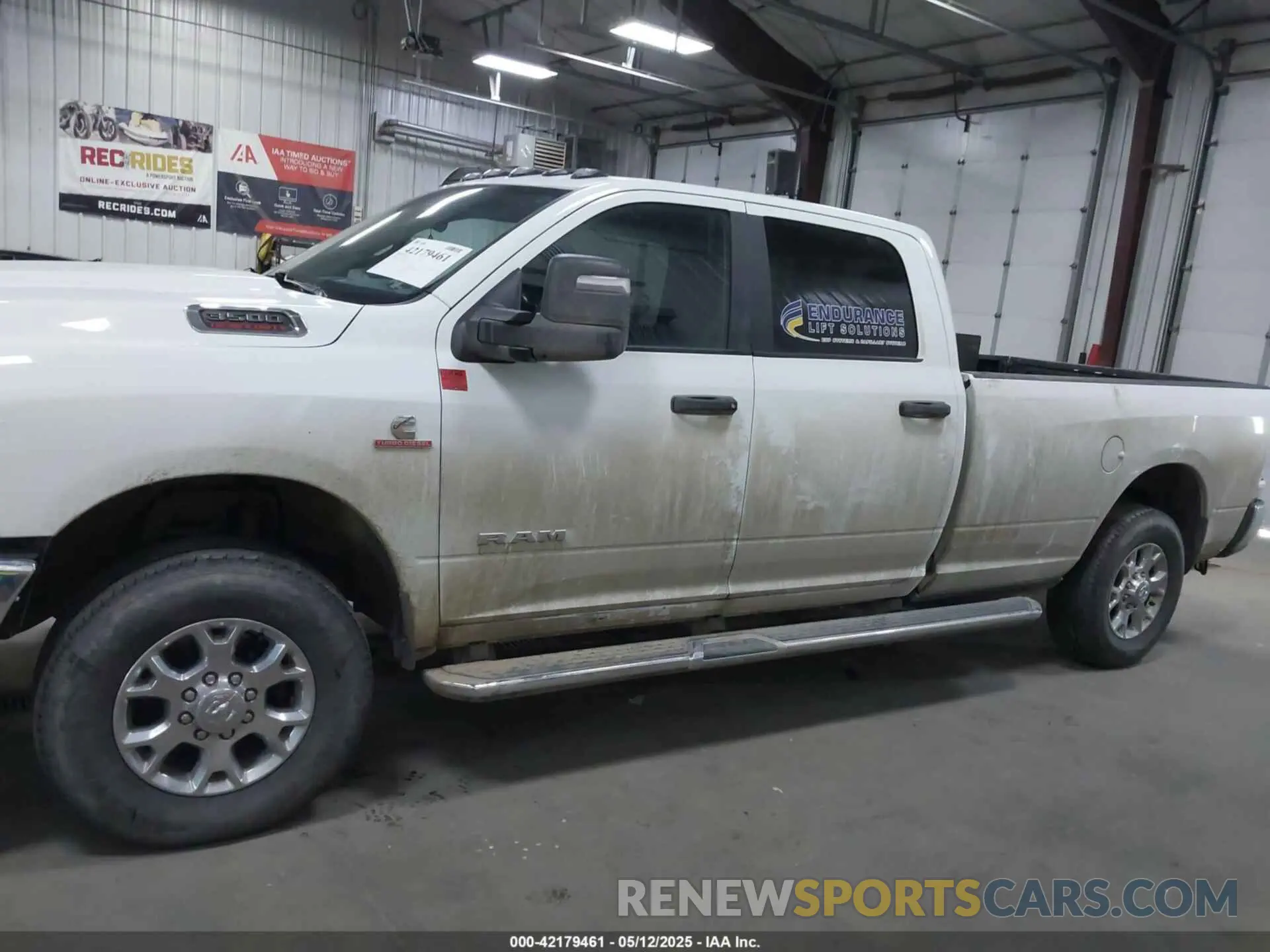 14 Photograph of a damaged car 3C63R3HL2PG515758 RAM 3500 2023