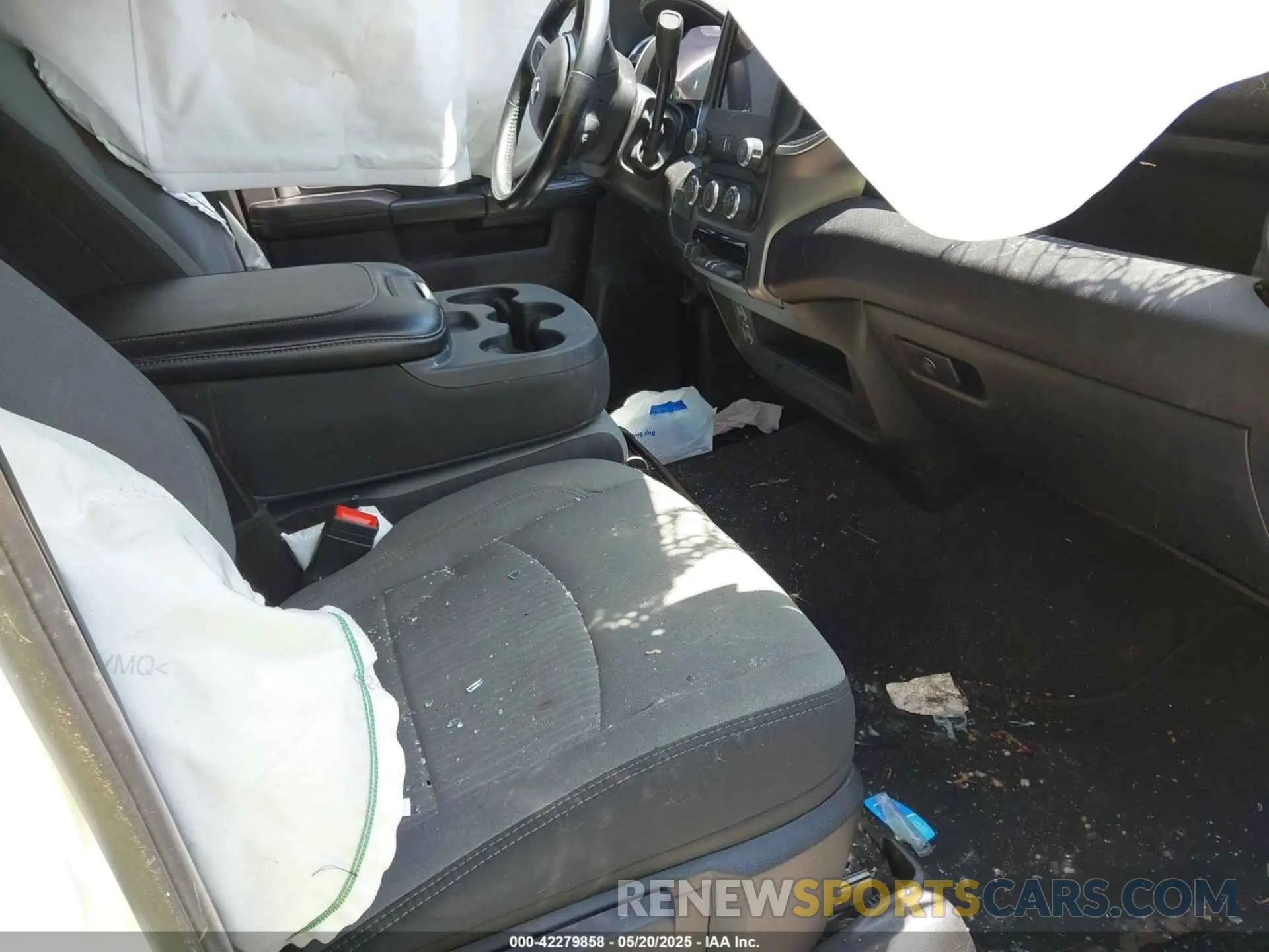 5 Photograph of a damaged car 3C63RRHL1PG578045 RAM 3500 2023
