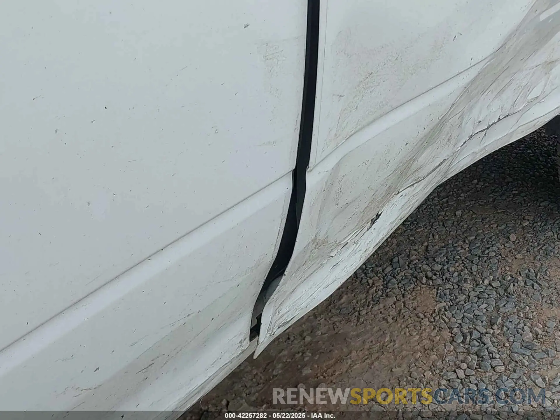 20 Photograph of a damaged car 3C63RRJL1PG509172 RAM 3500 2023