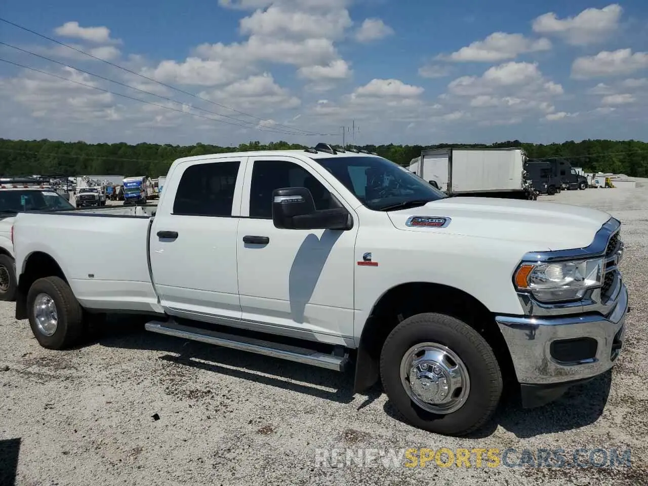4 Photograph of a damaged car 3C63RRJL7PG627937 RAM 3500 2023
