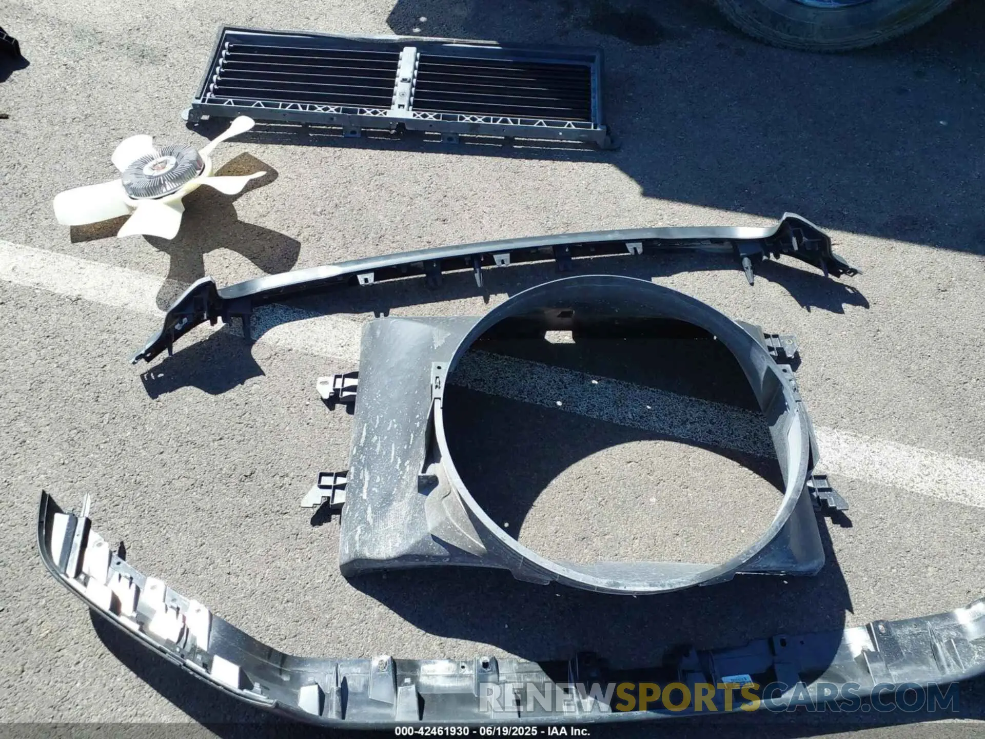 12 Photograph of a damaged car 3C7WR3GJ0PG520904 RAM 3500 2023