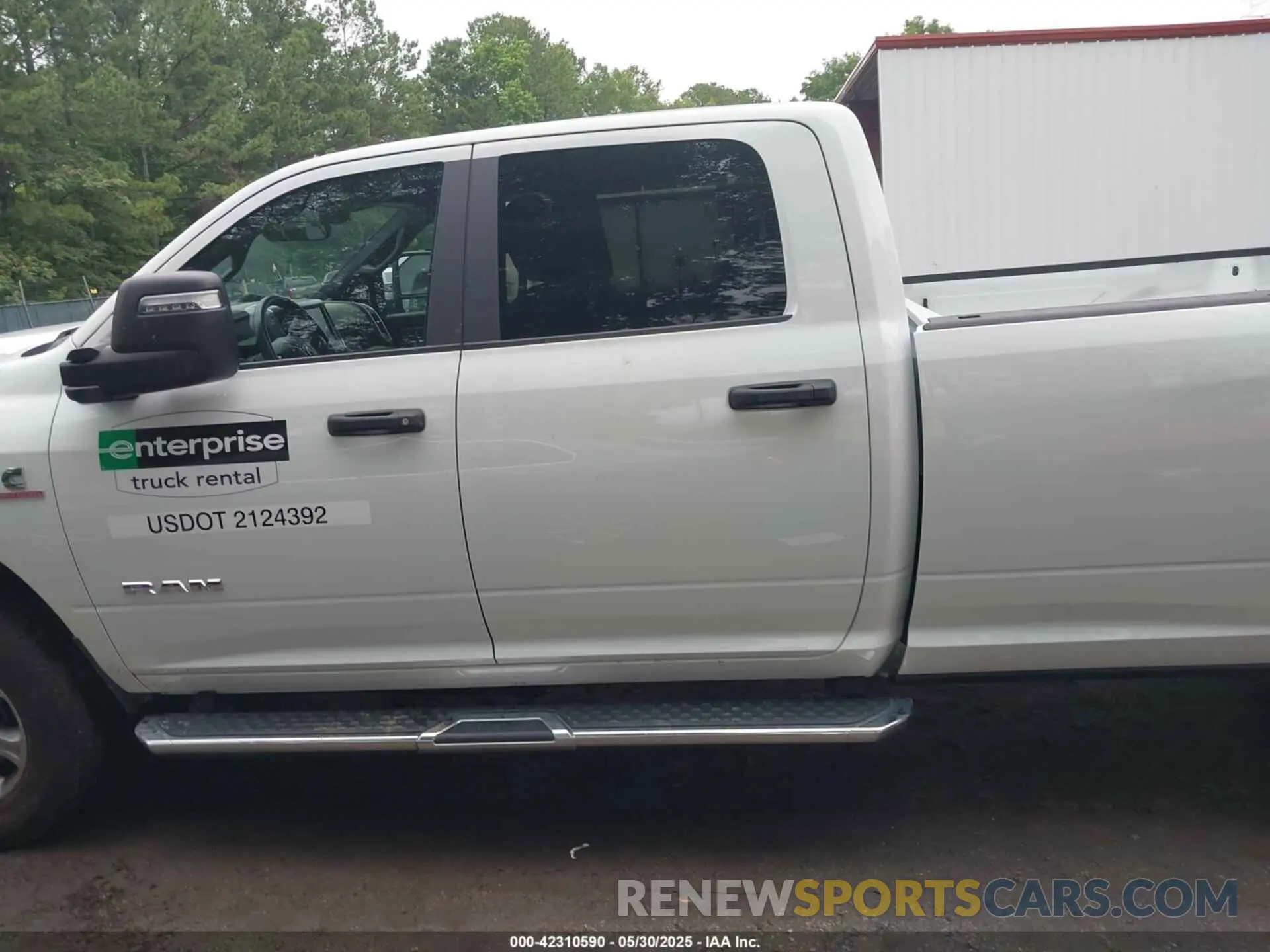 14 Photograph of a damaged car 3C63R3HL7RG339082 RAM 3500 2024