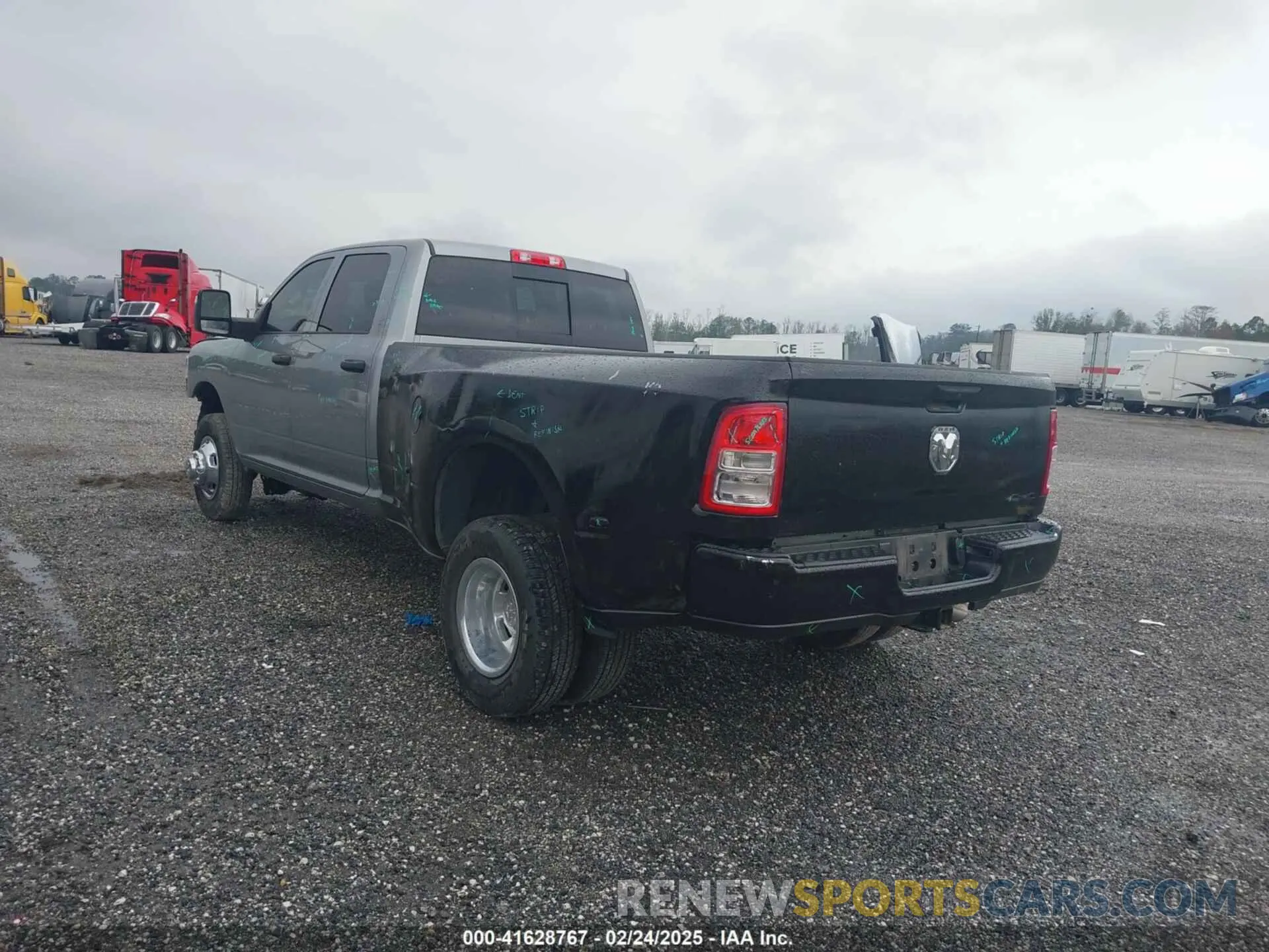 3 Photograph of a damaged car 3C63RRGJ4RG167127 RAM 3500 2024