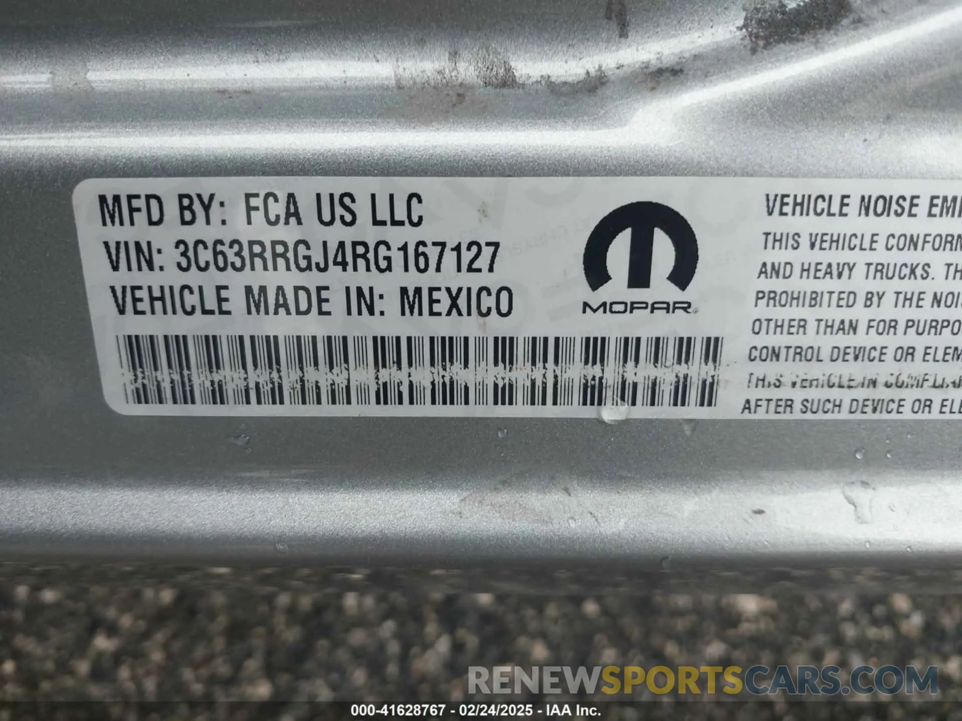 8 Photograph of a damaged car 3C63RRGJ4RG167127 RAM 3500 2024