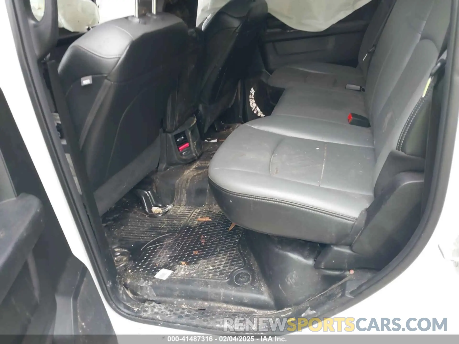 7 Photograph of a damaged car 3C63RRGL2RG295187 RAM 3500 2024