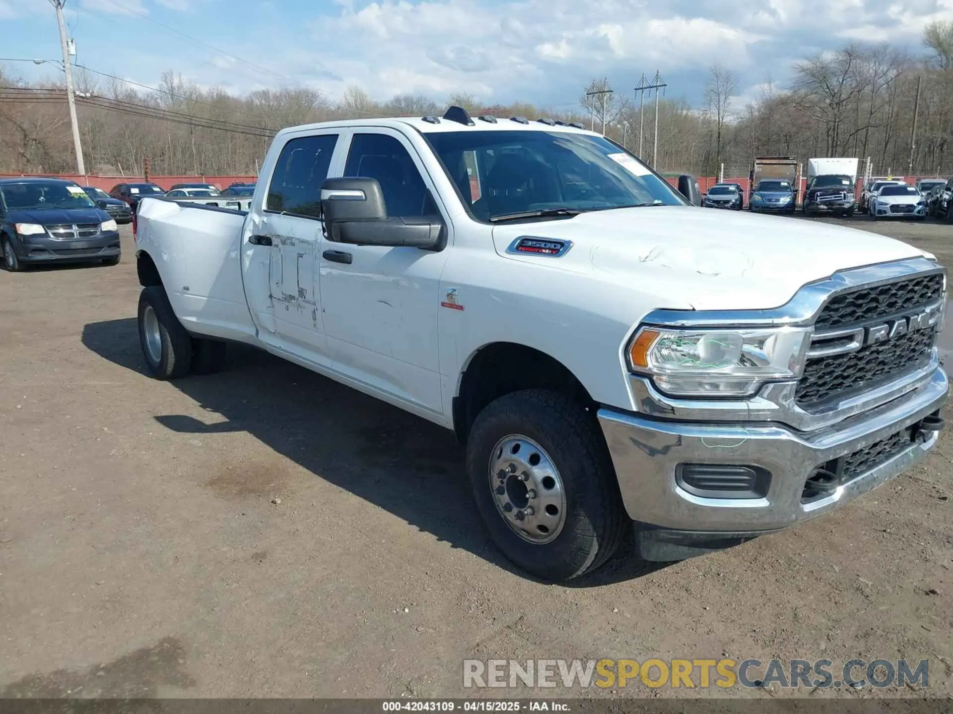 16 Photograph of a damaged car 3C63RRGL4RG274194 RAM 3500 2024